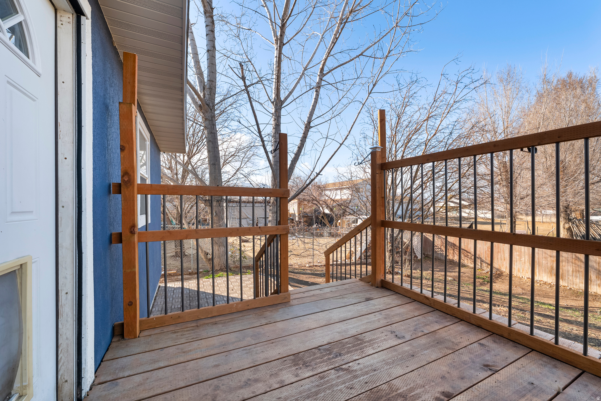 main property photo 20