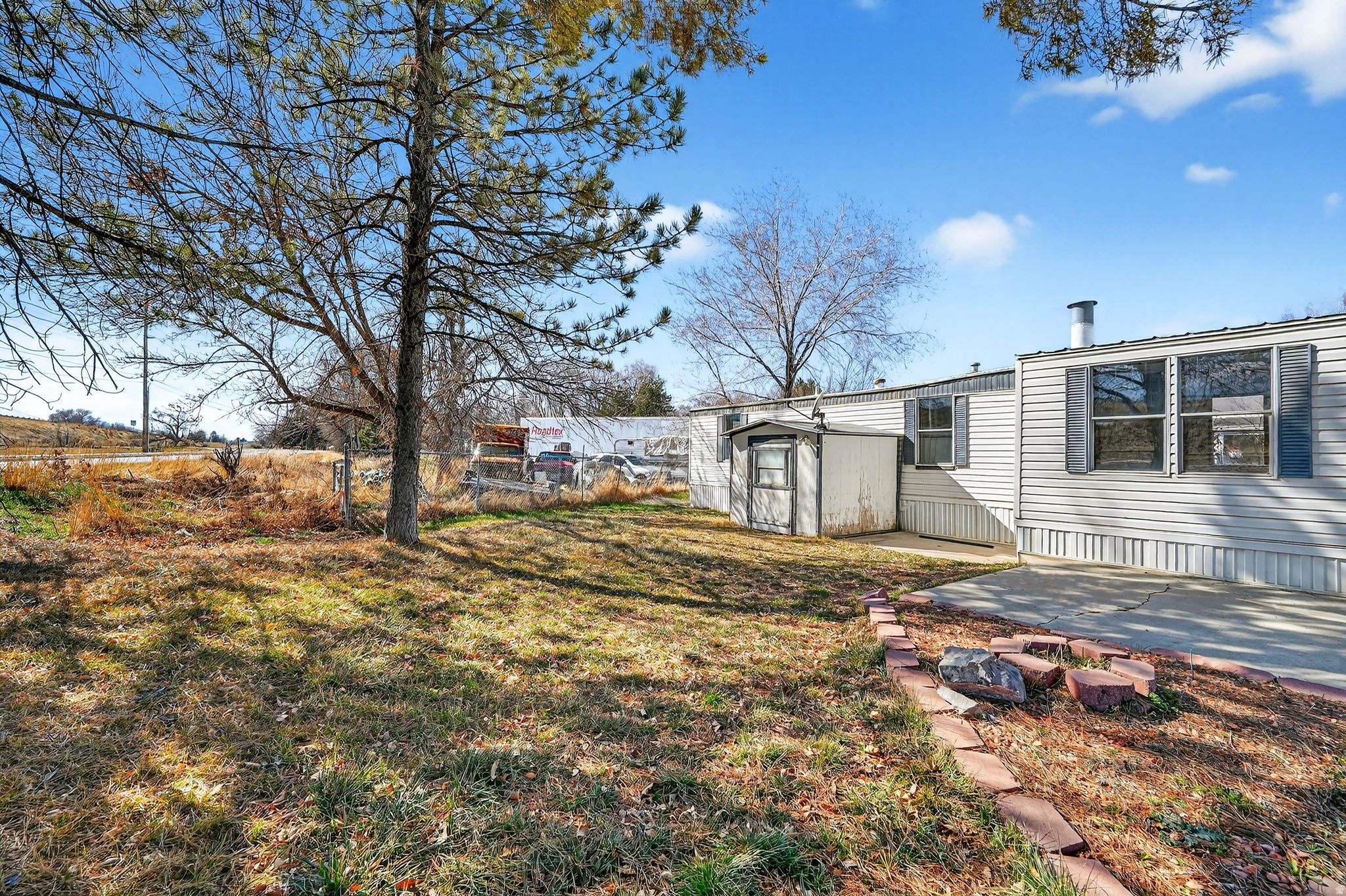 main property photo 20