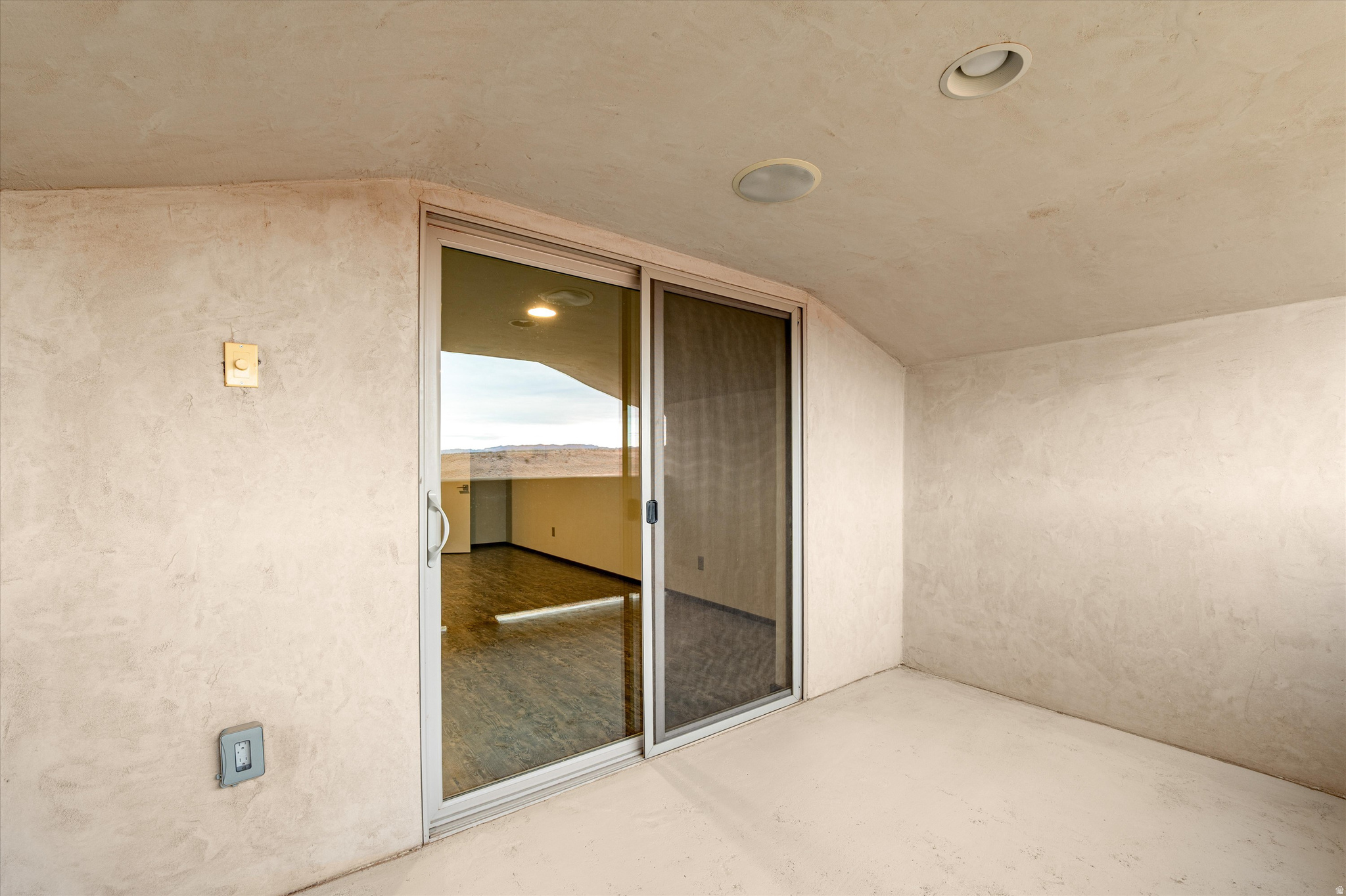 main property photo 77