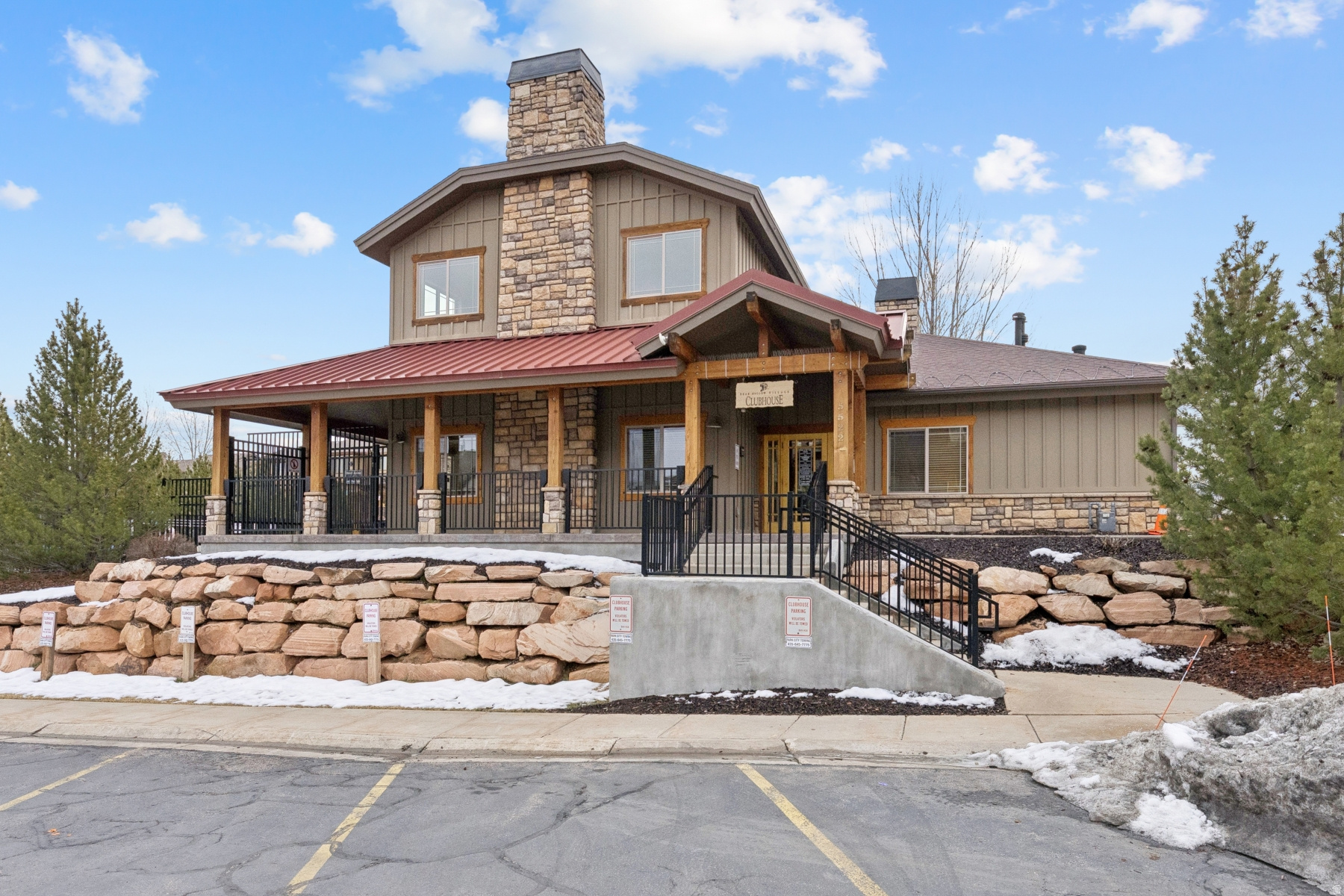 main property photo 24