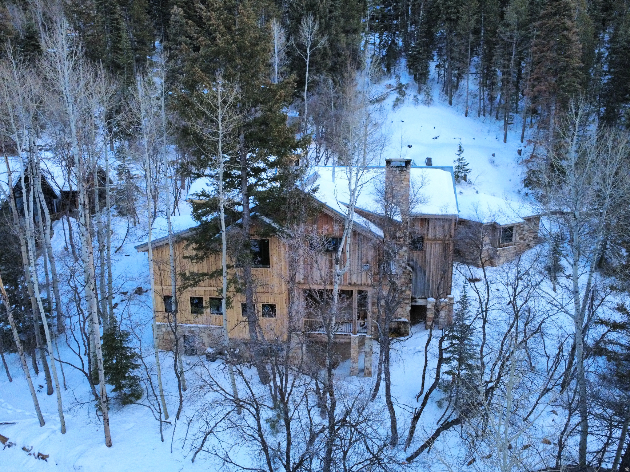 main property photo 12