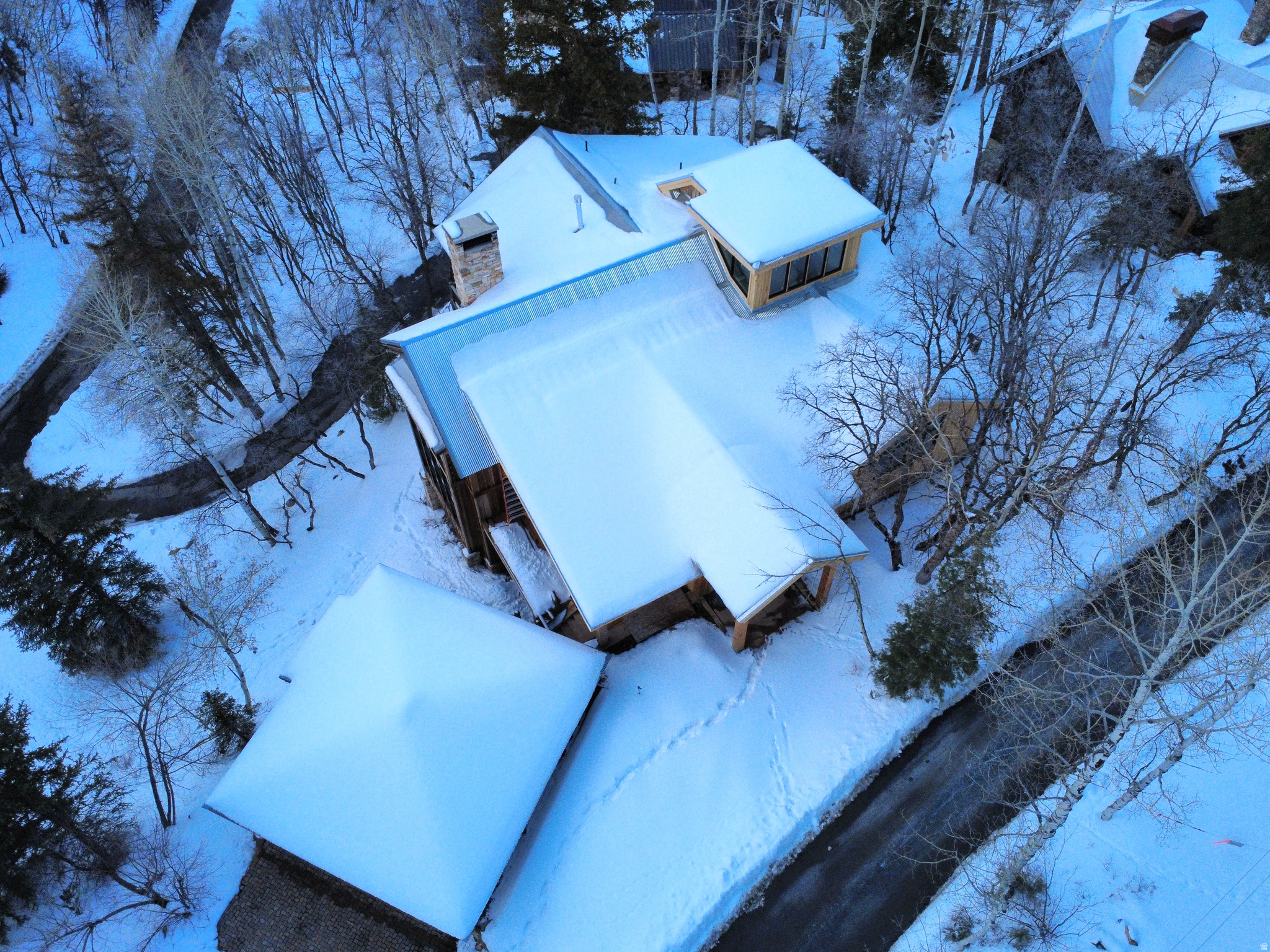 main property photo 13