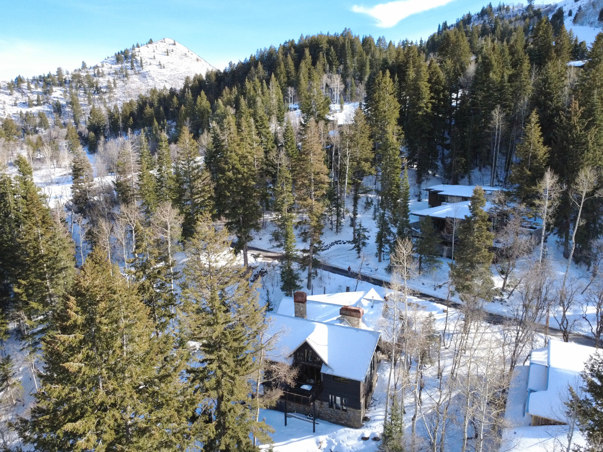 main property photo 30