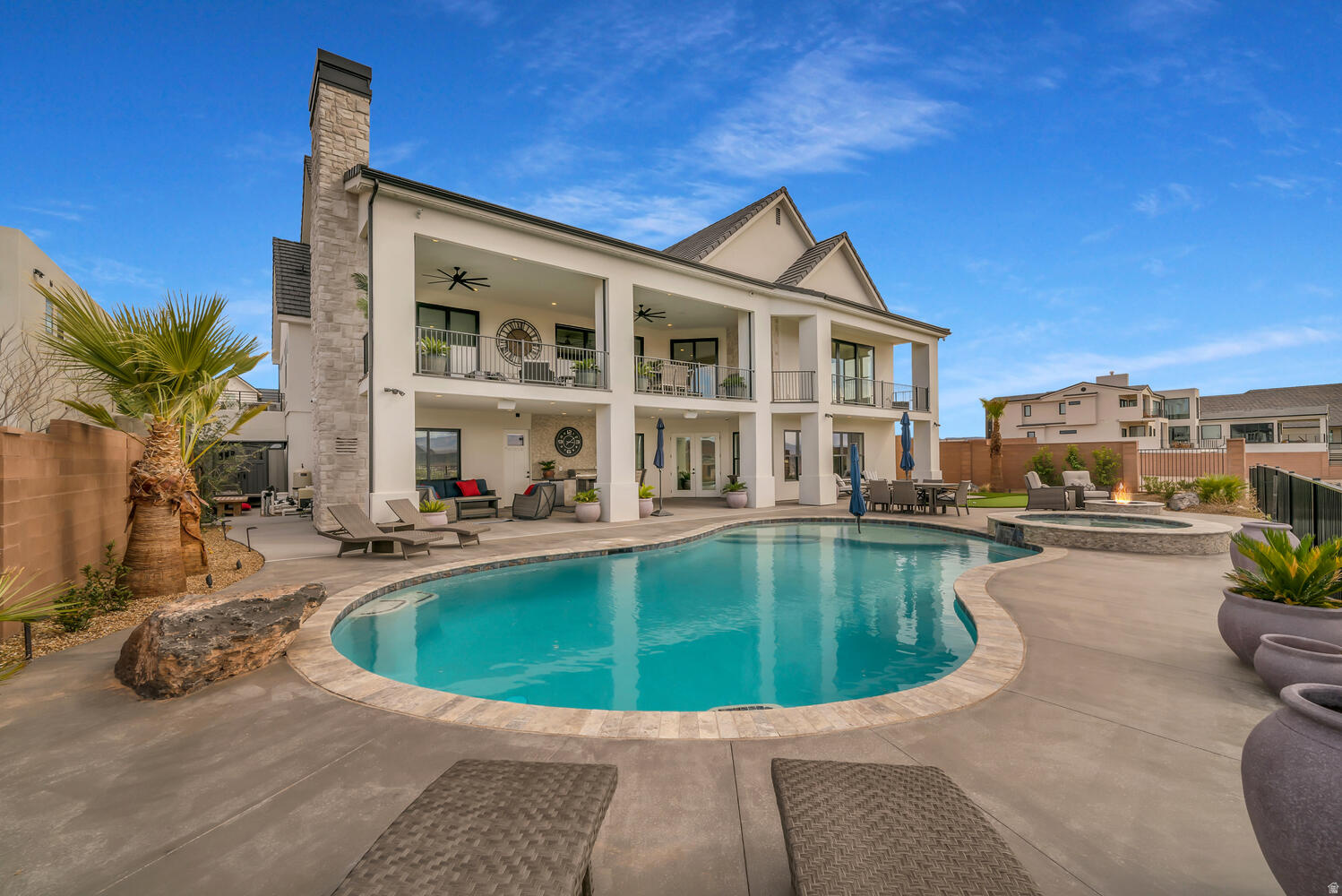 main property photo 37