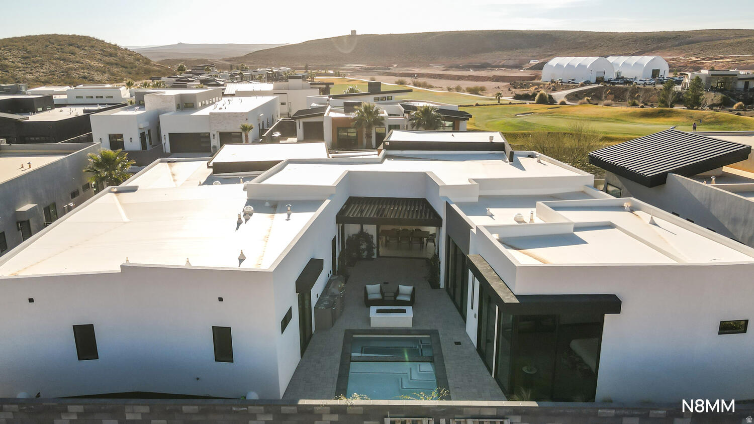 main property photo 7