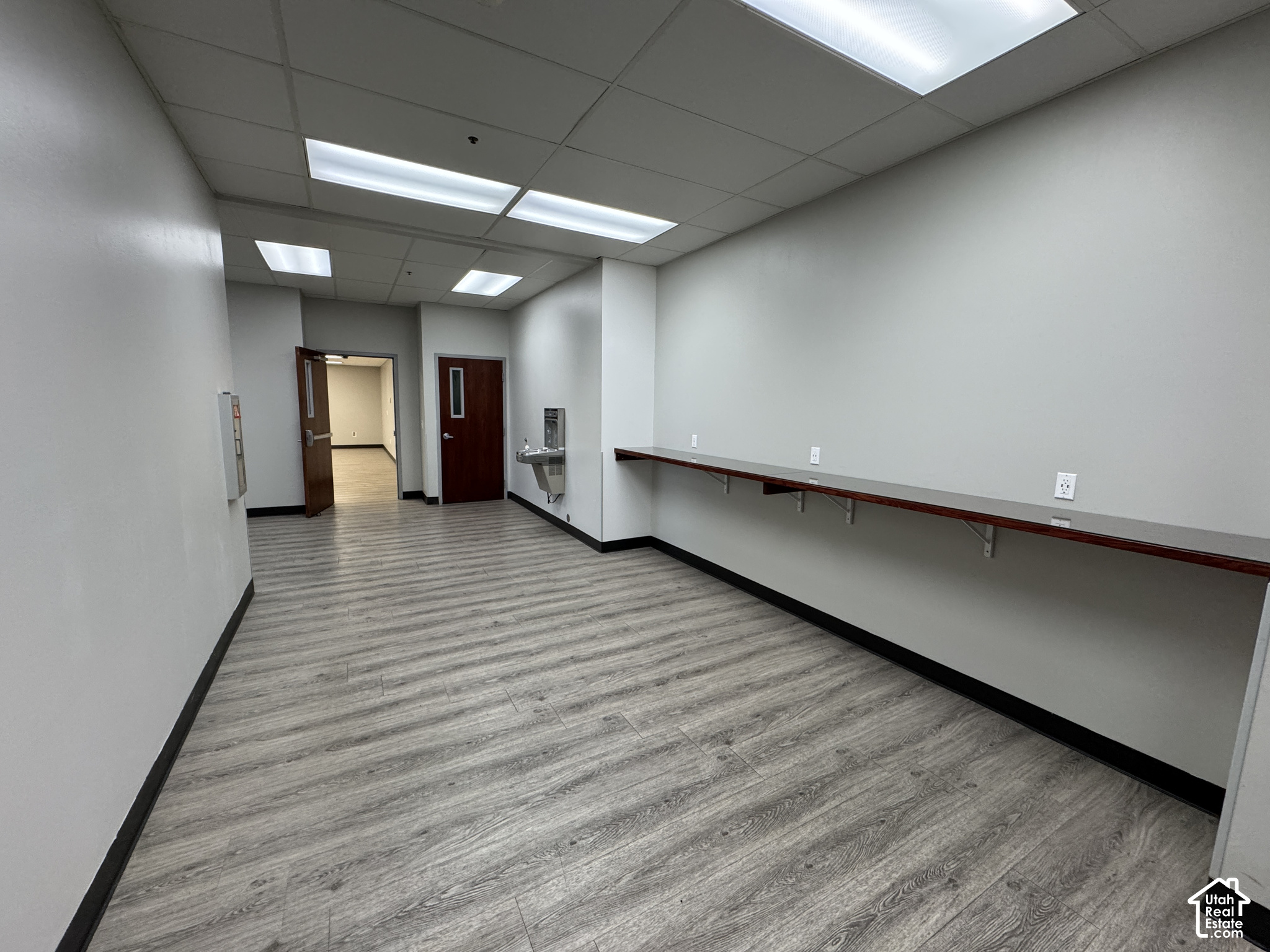 main property photo 50