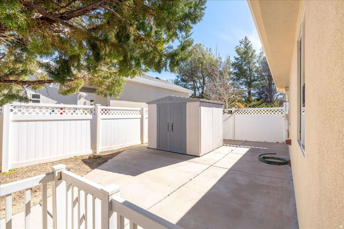 main property photo 54
