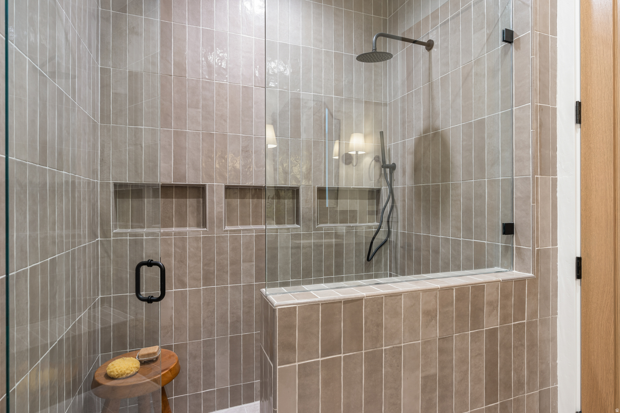 main property photo 74