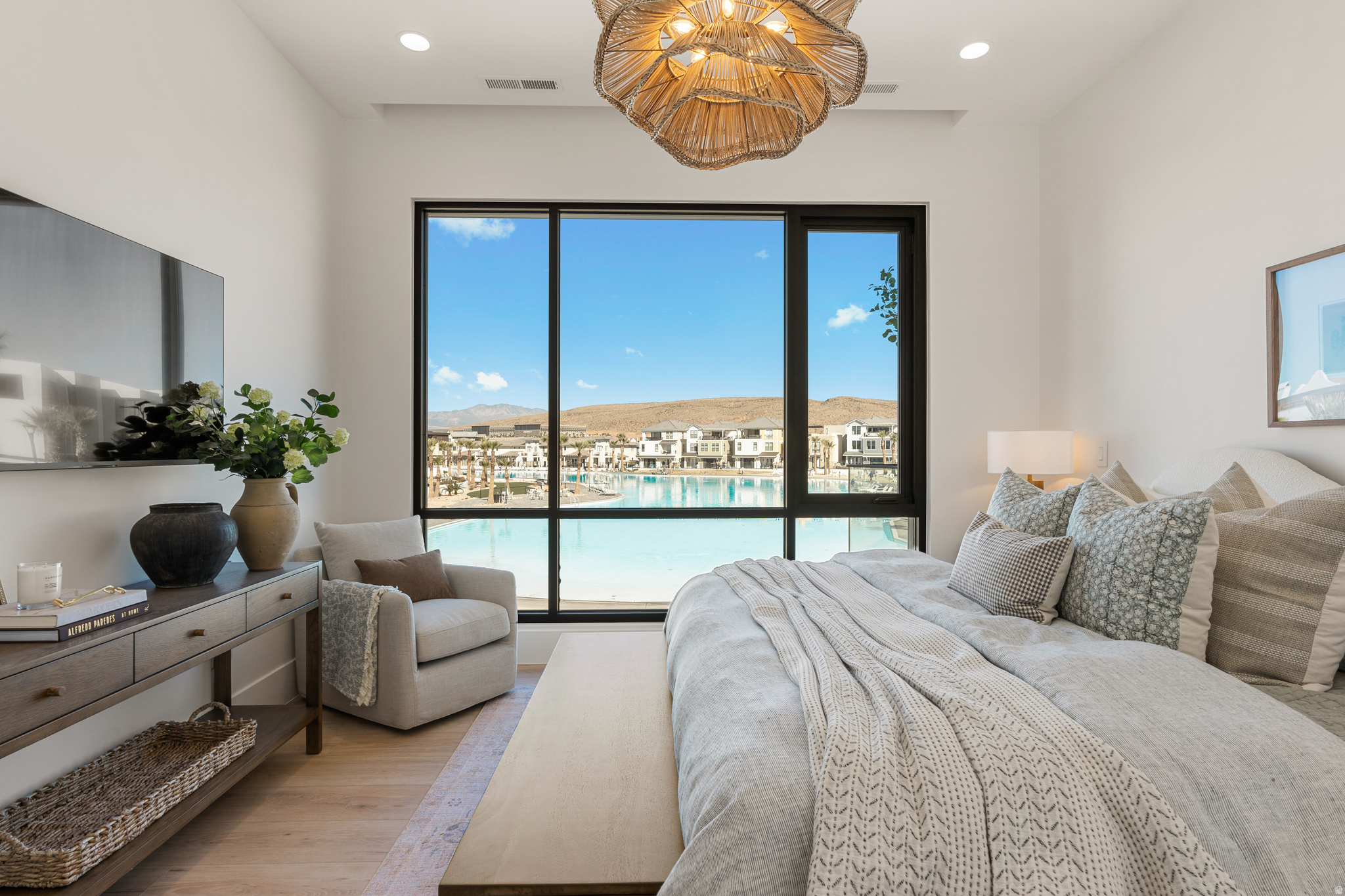 main property photo 75