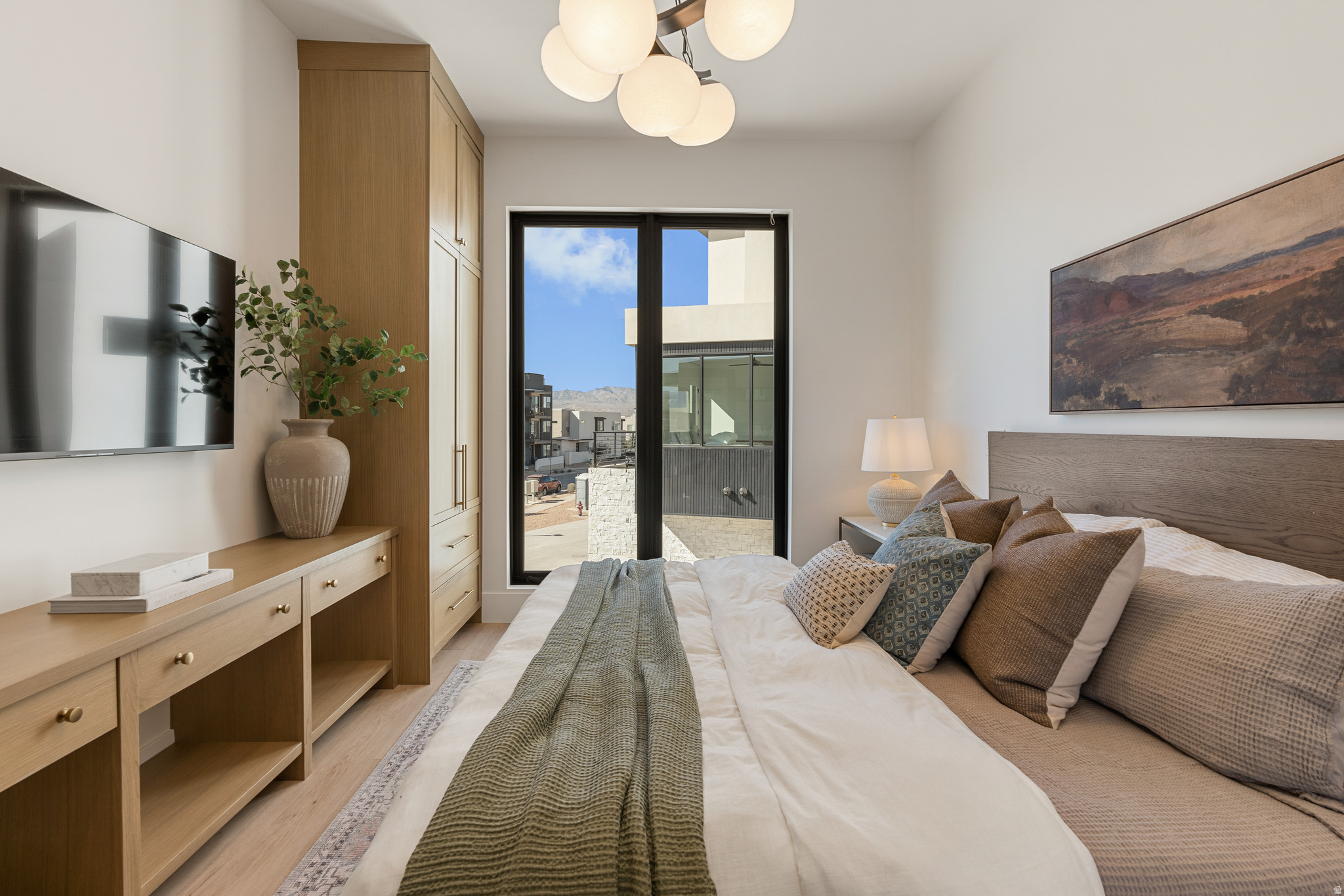 main property photo 88