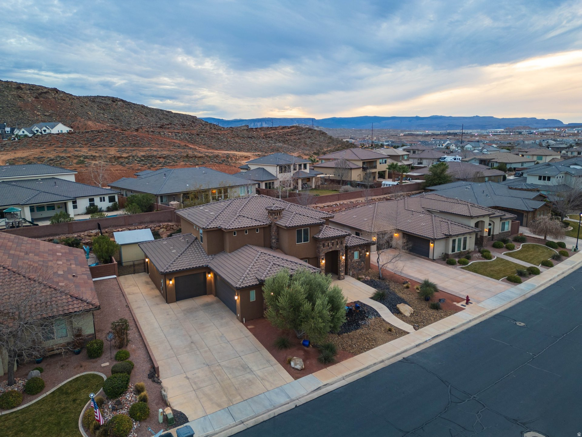main property photo 47