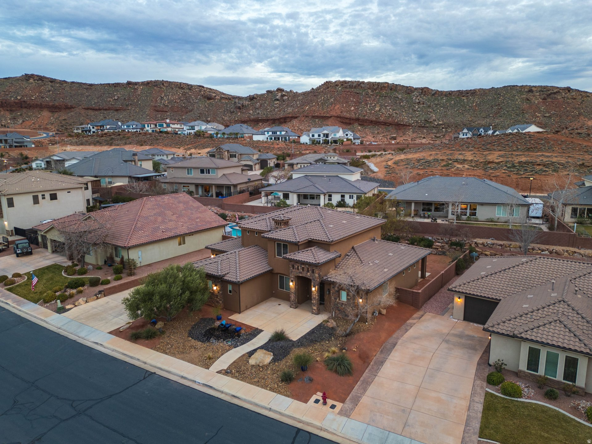 main property photo 48