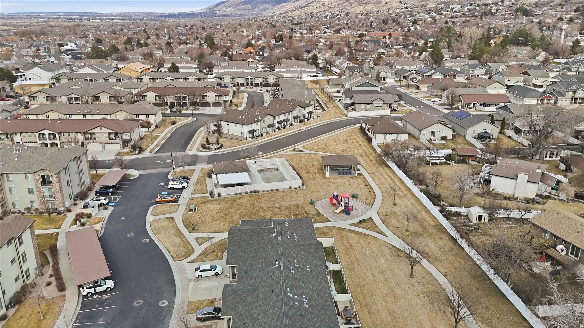main property photo 46
