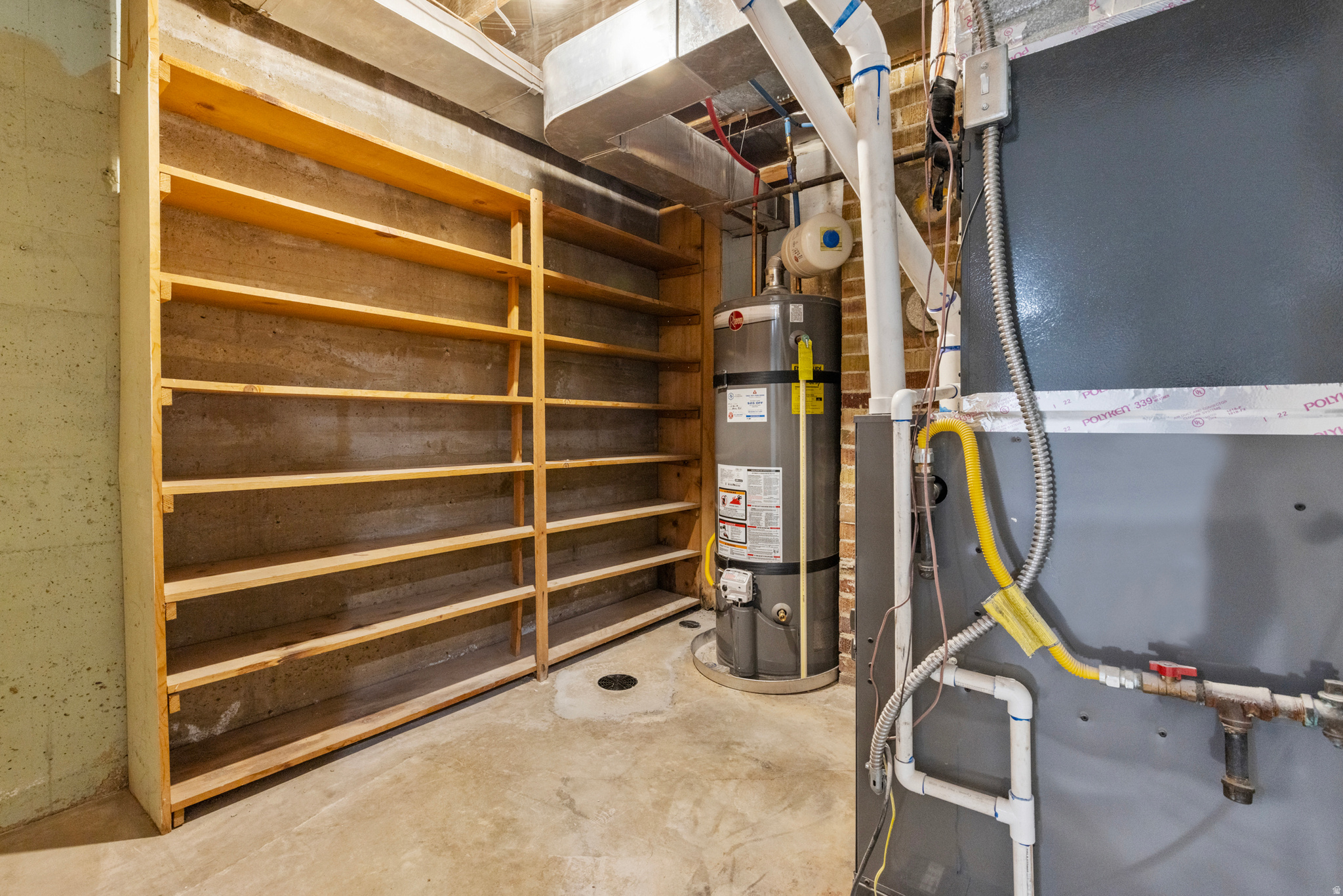 main property photo 22