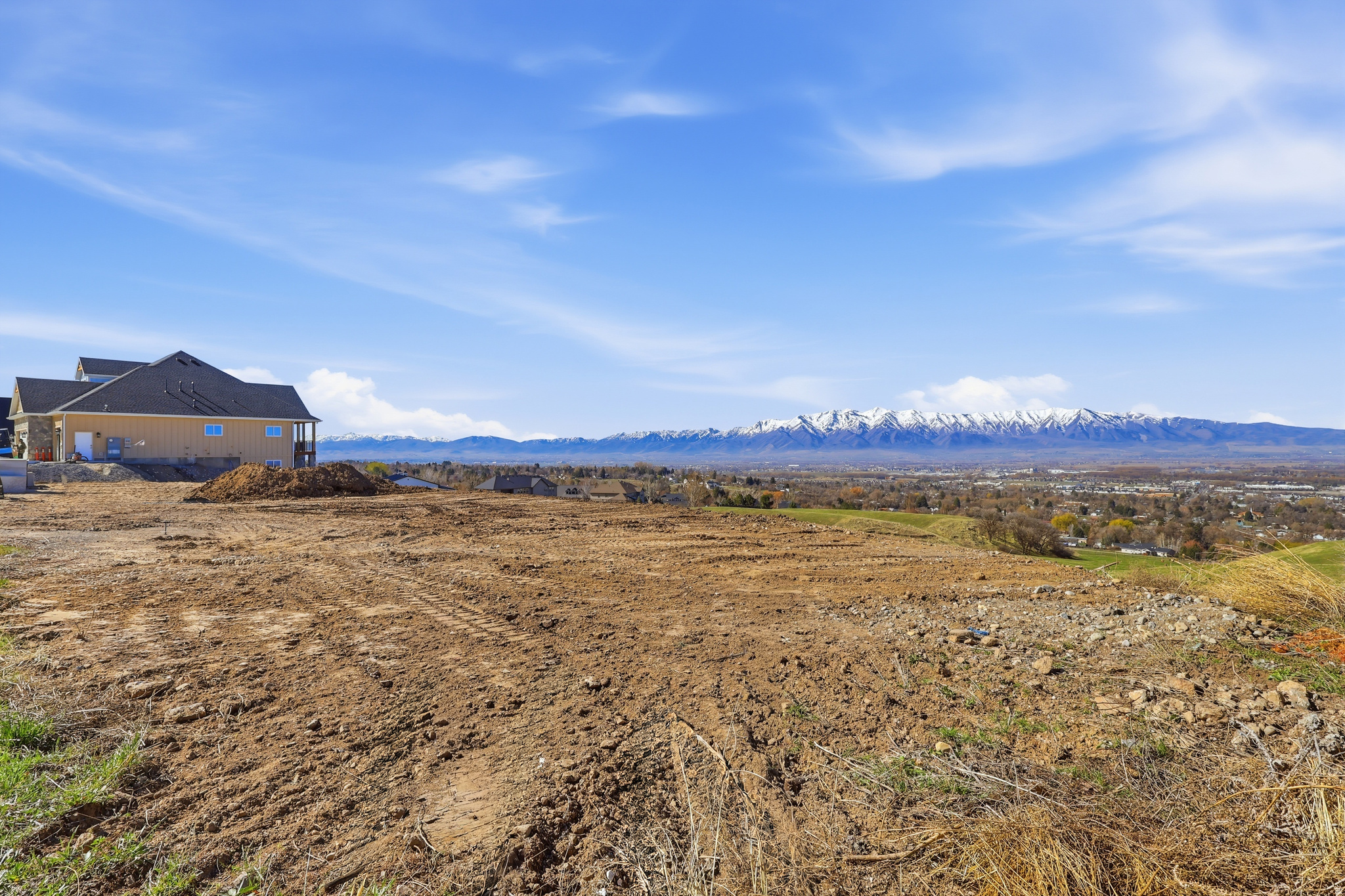 main property photo 12