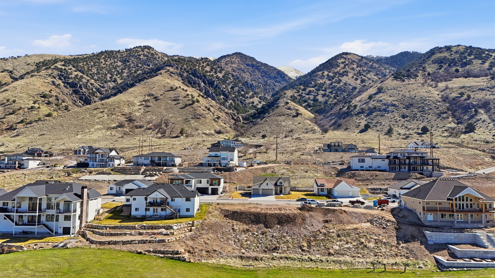 main property photo 8