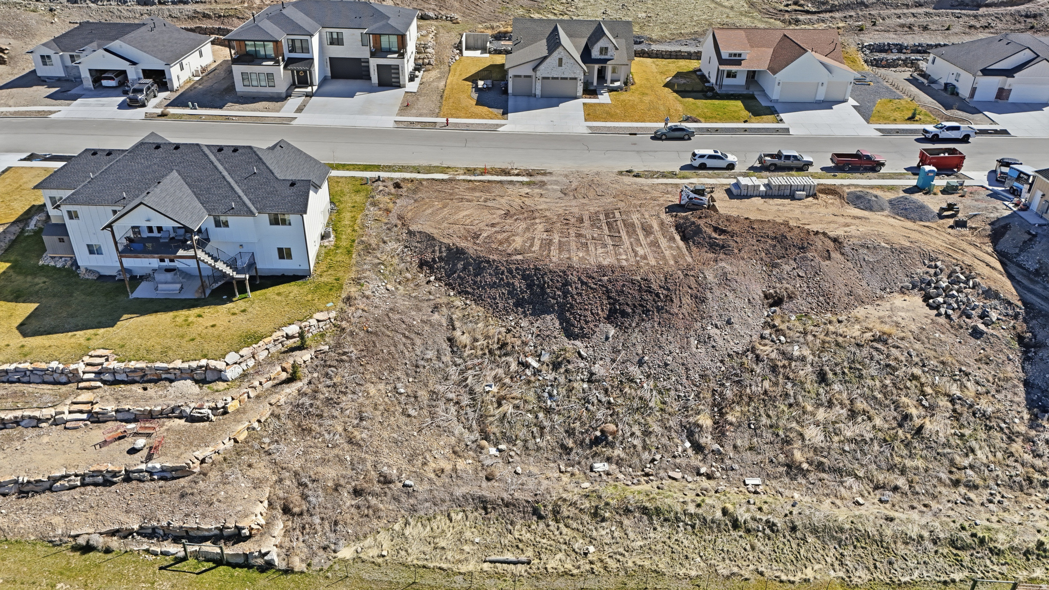 main property photo 9