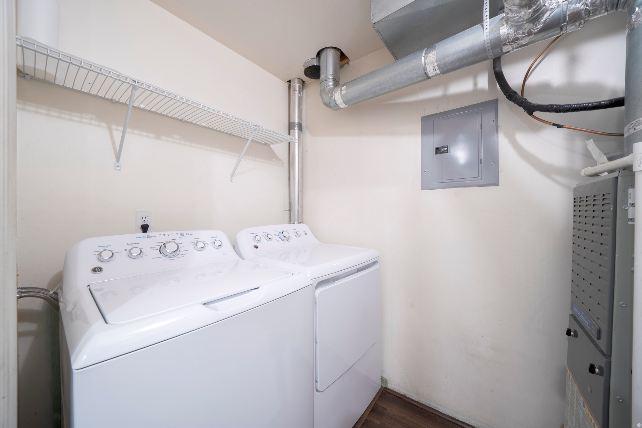main property photo 15