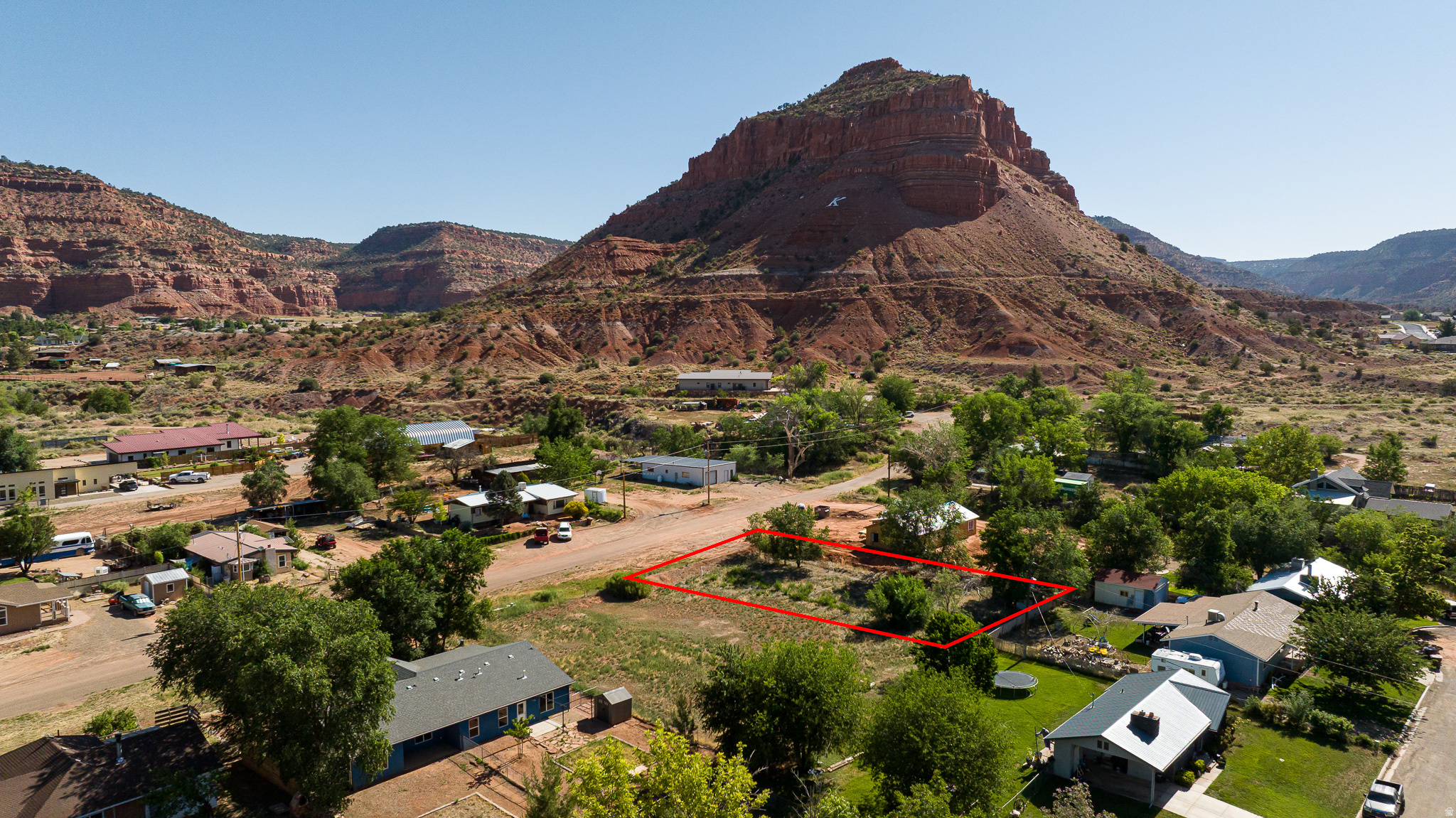 main property photo 2