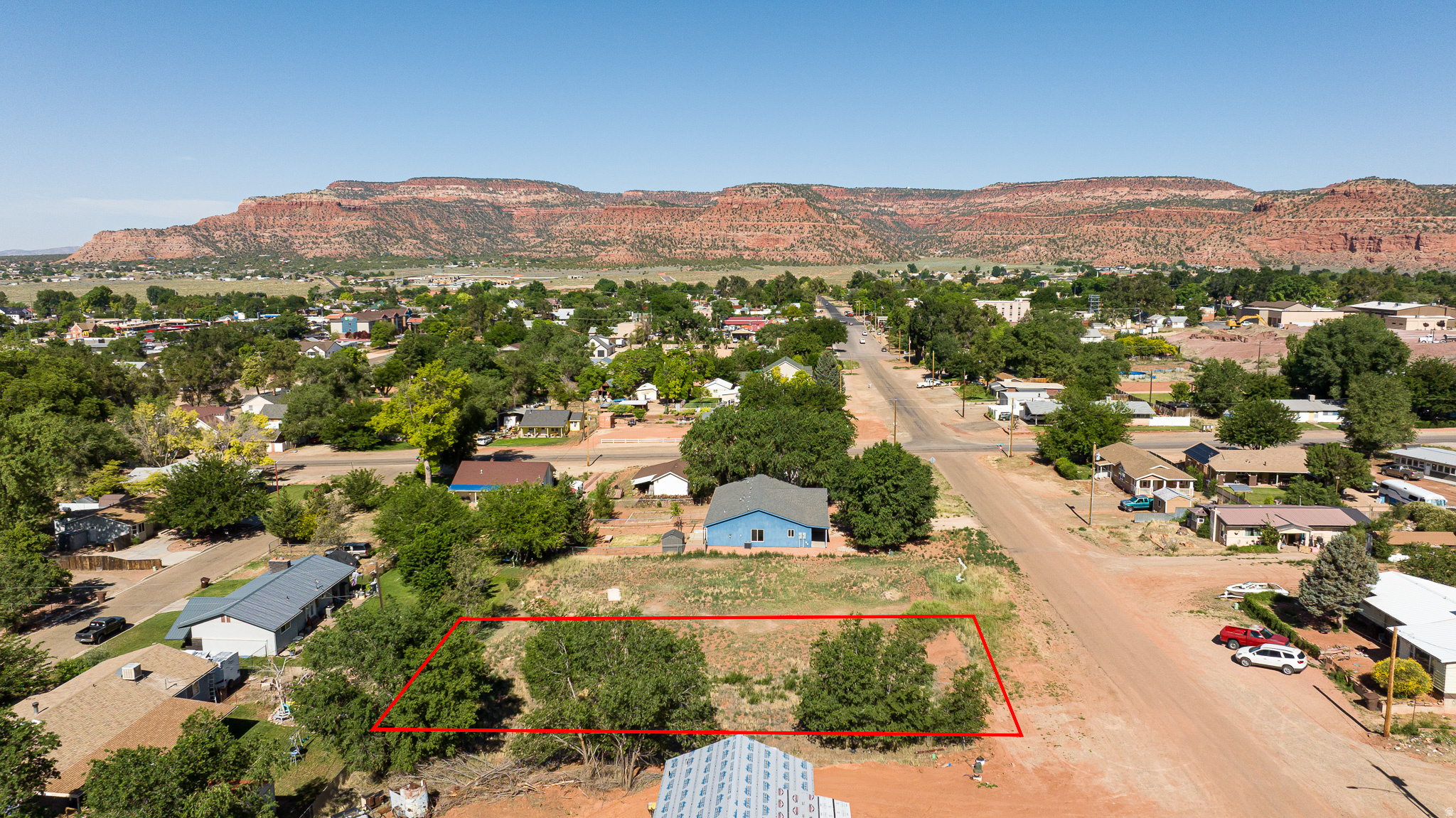 main property photo 4