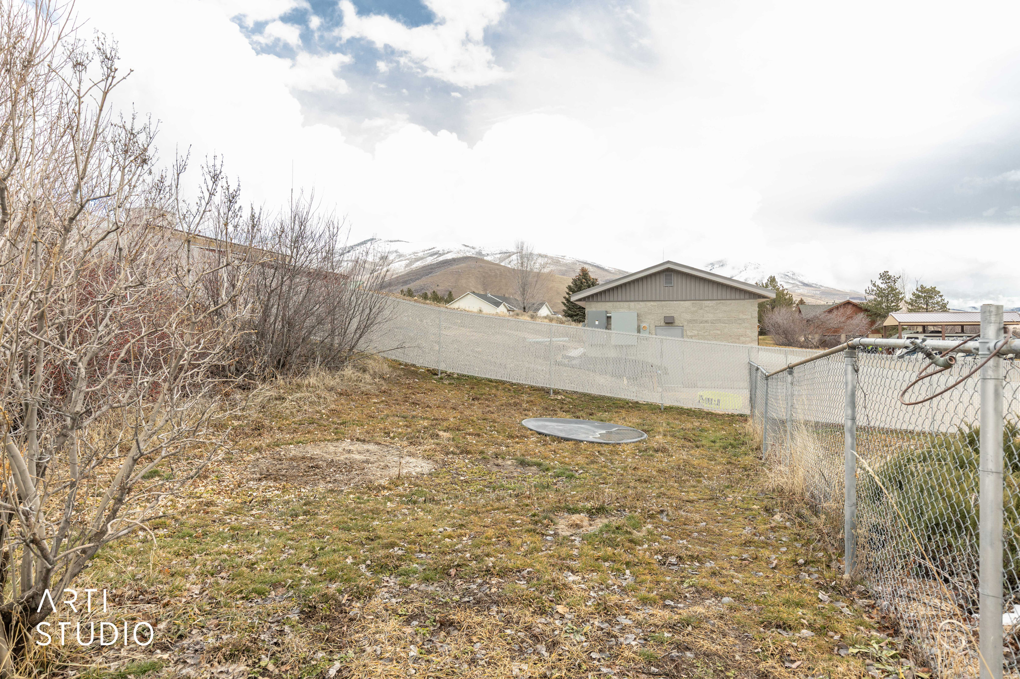 main property photo 39