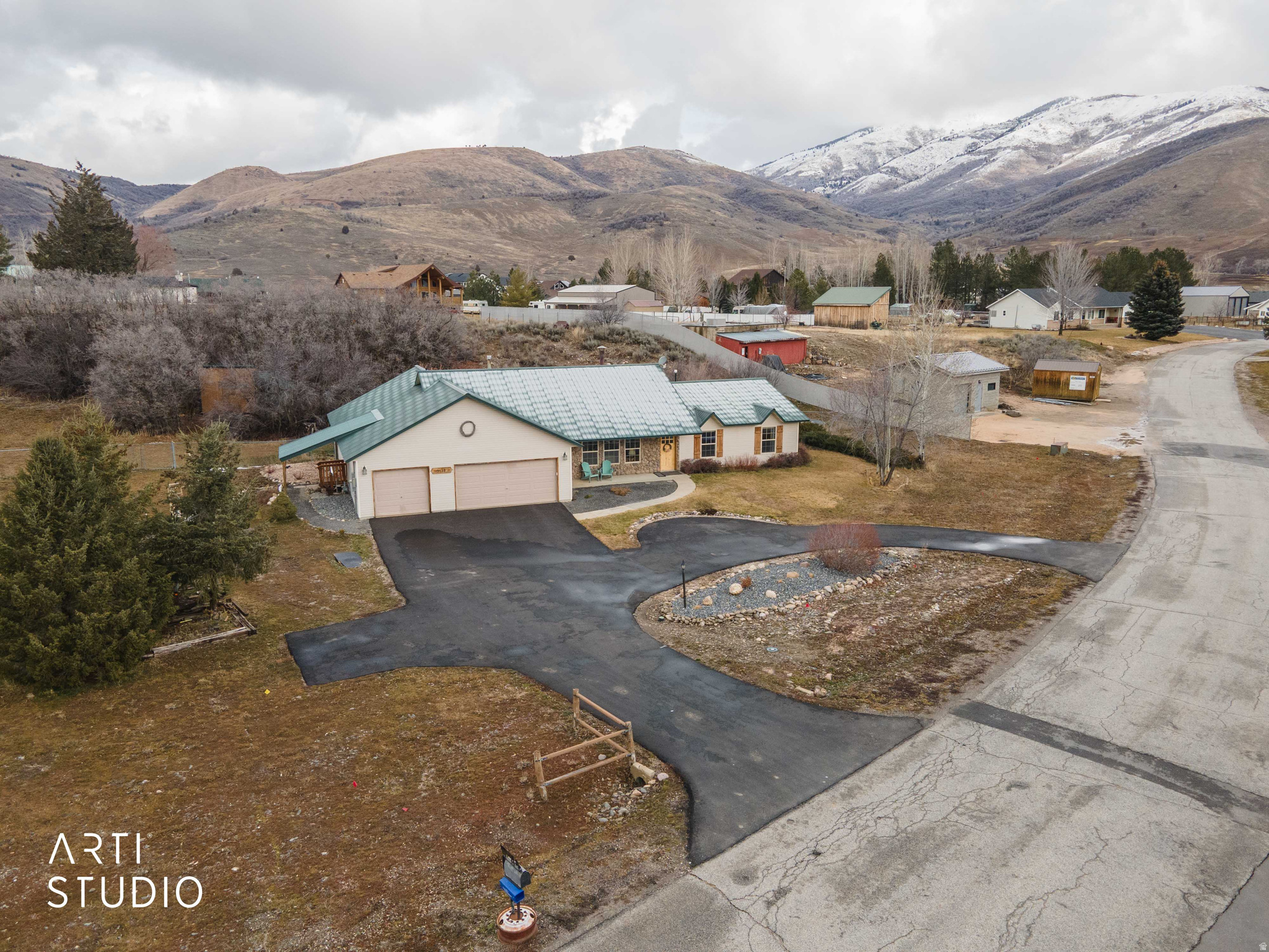 main property photo 46
