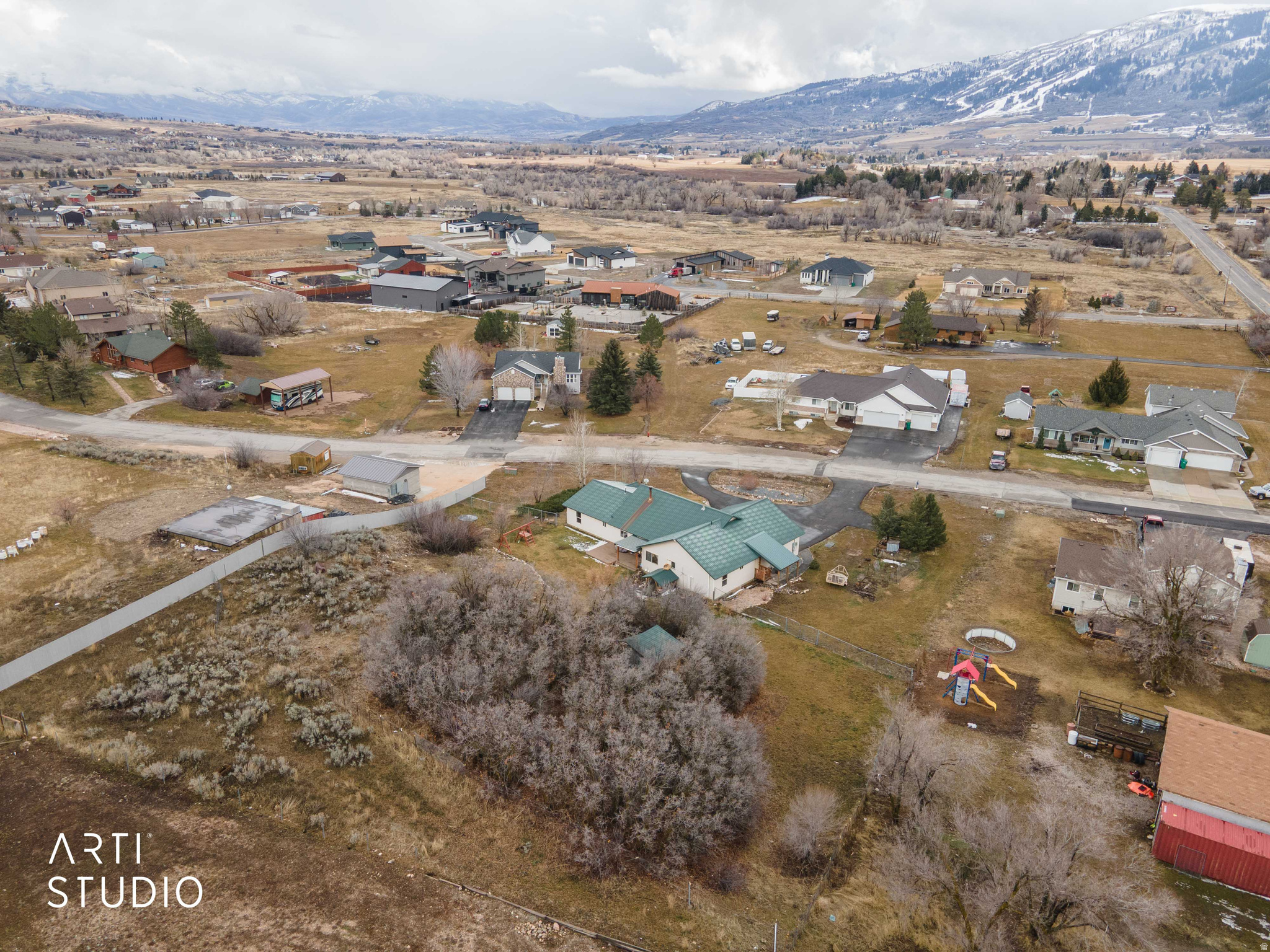 main property photo 50