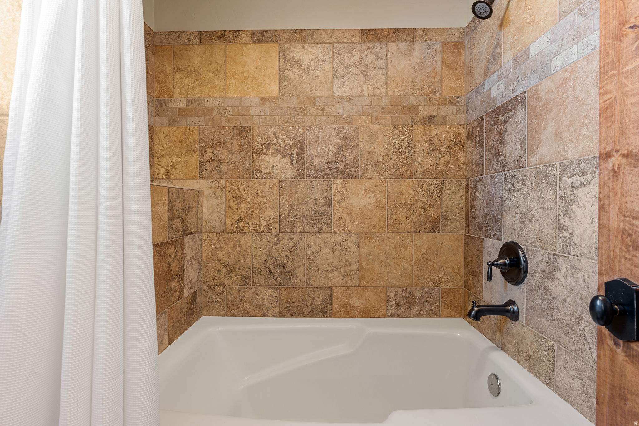 main property photo 67