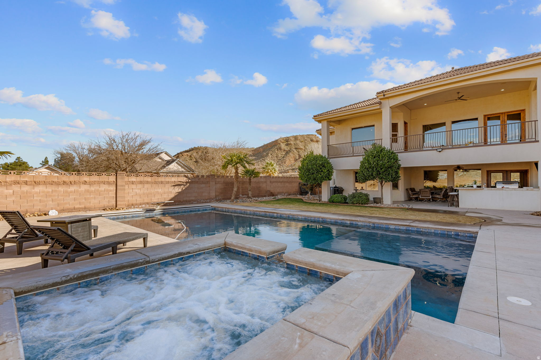 main property photo 74
