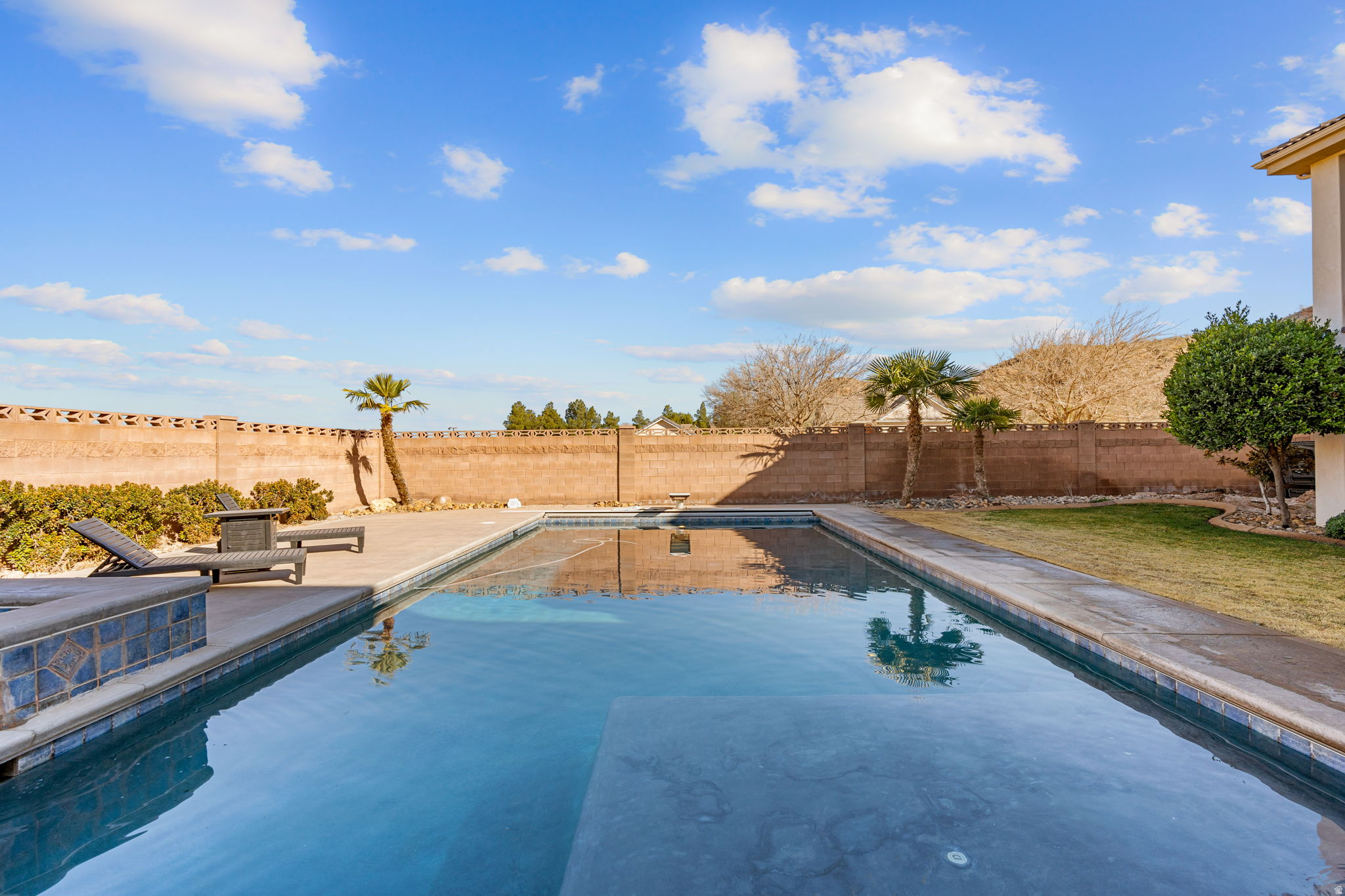 main property photo 75