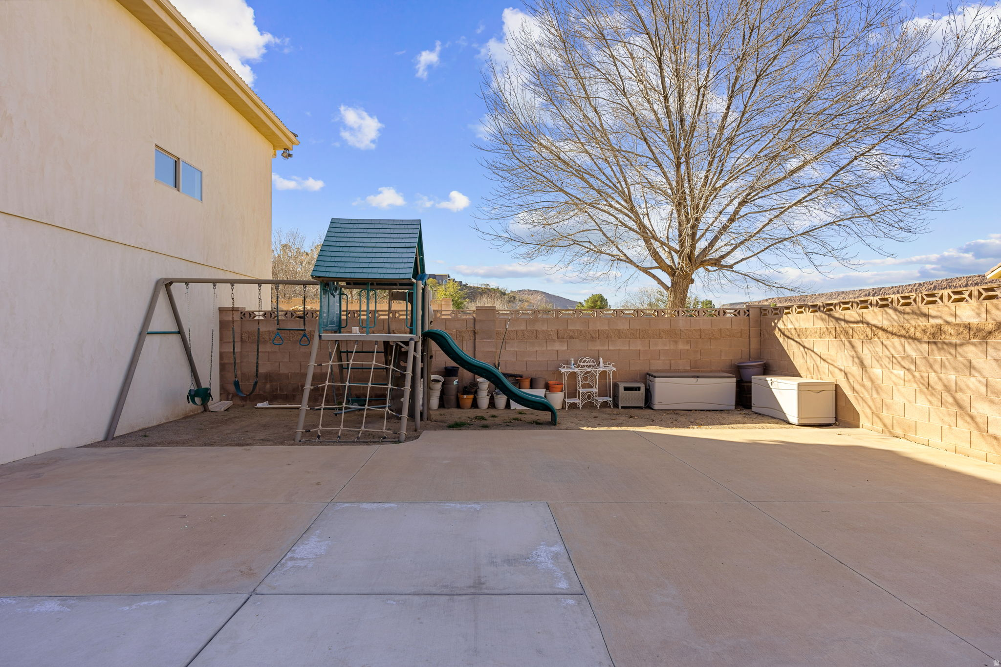 main property photo 76