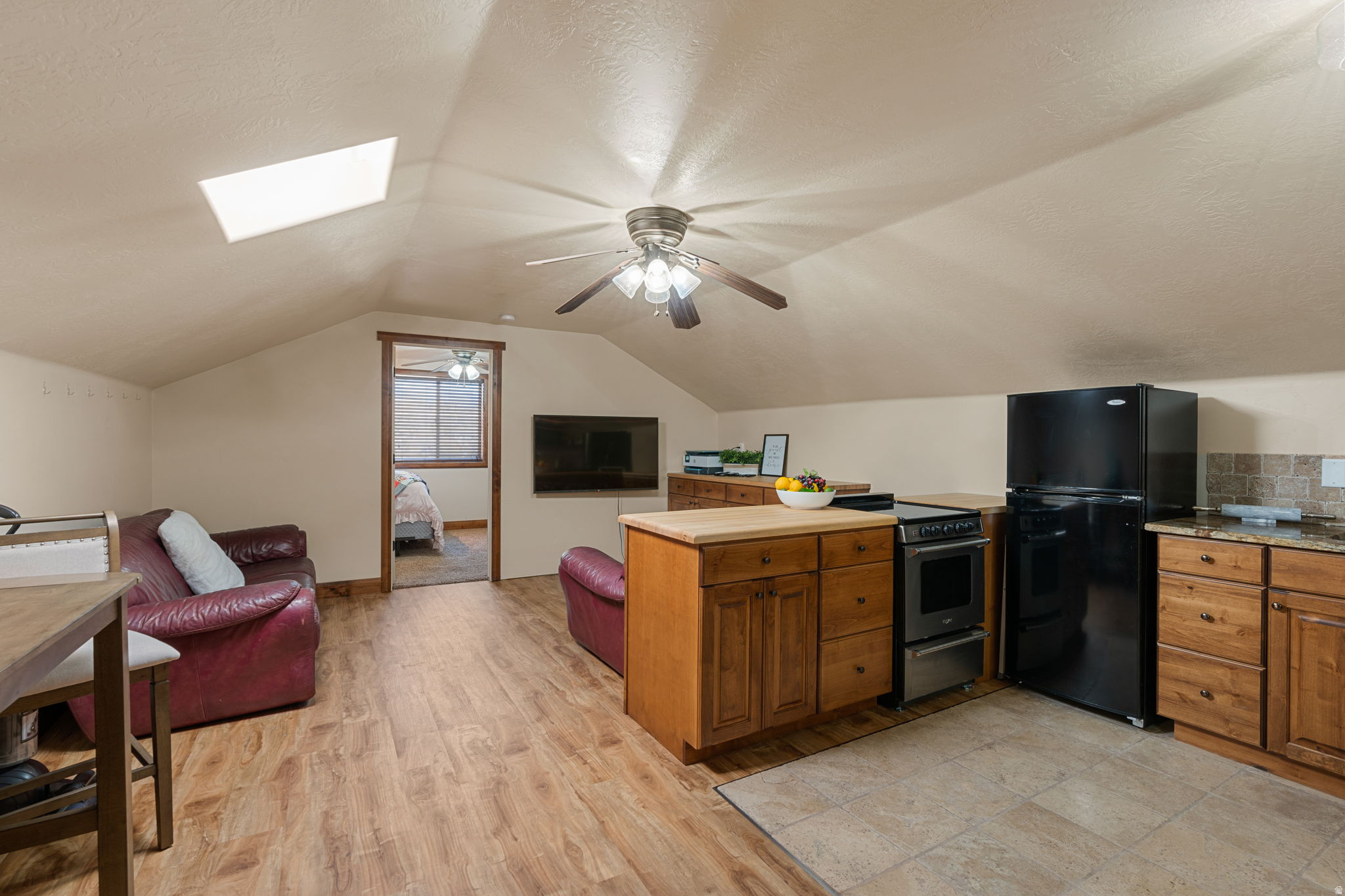 main property photo 83