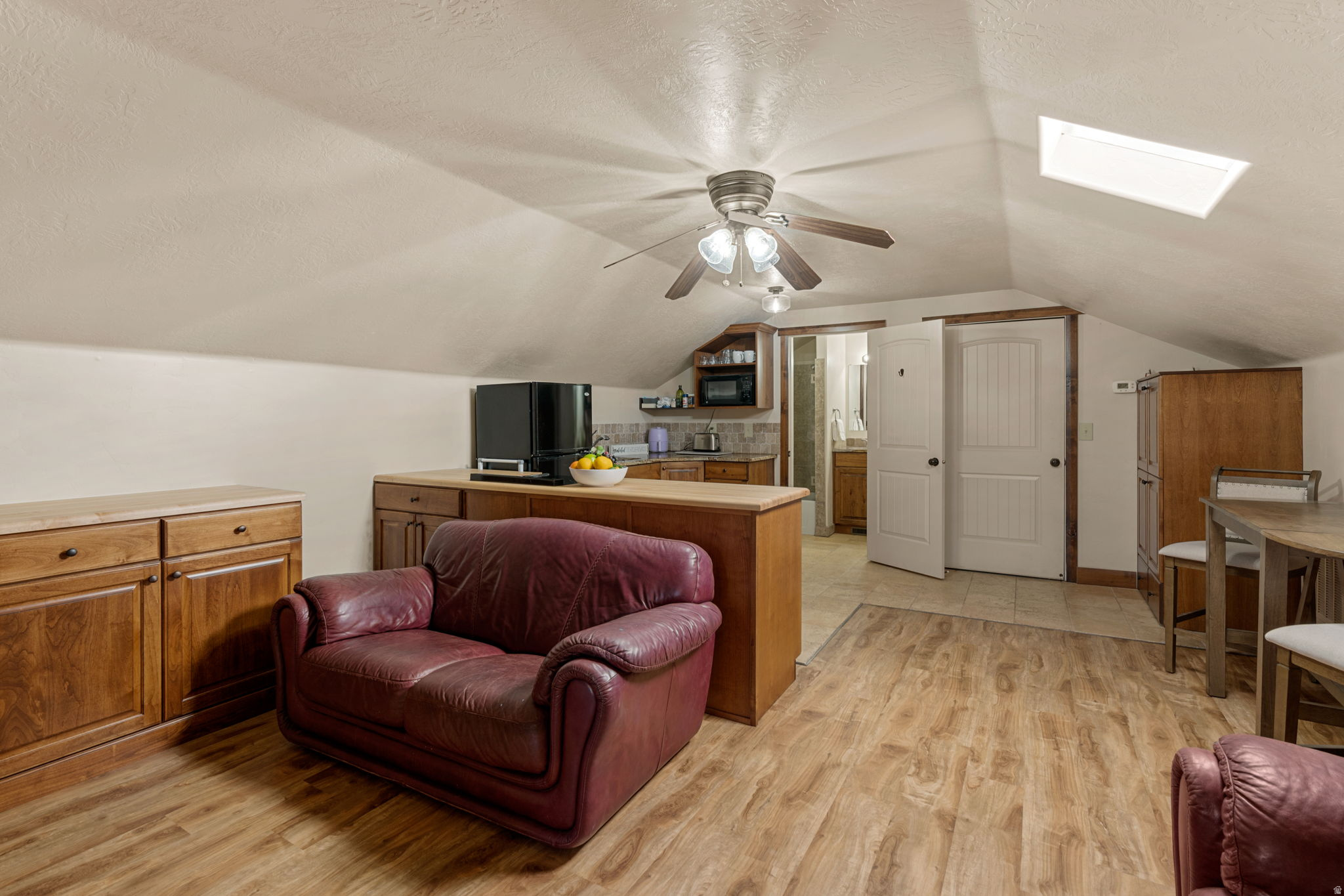 main property photo 85