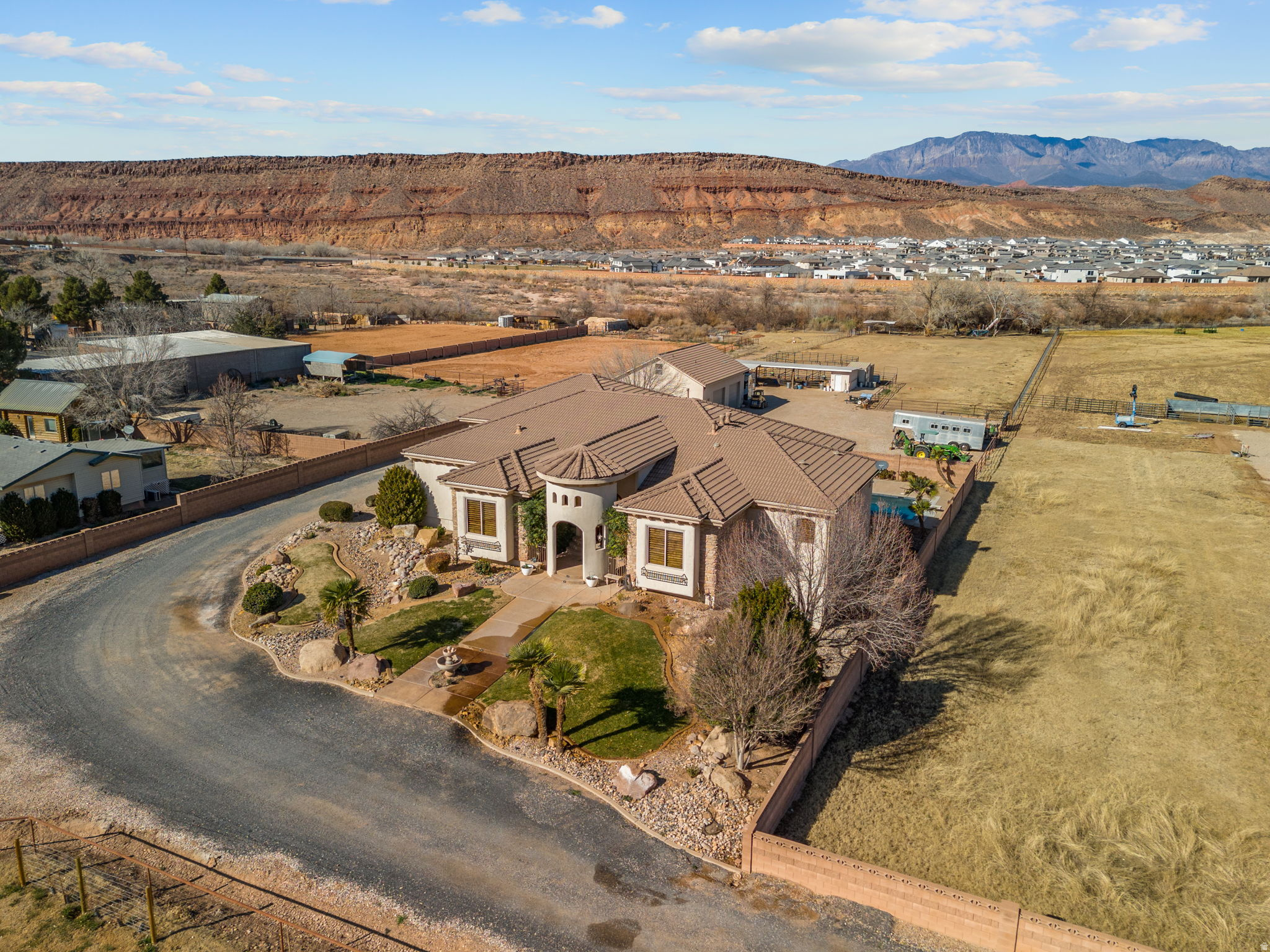 main property photo 90