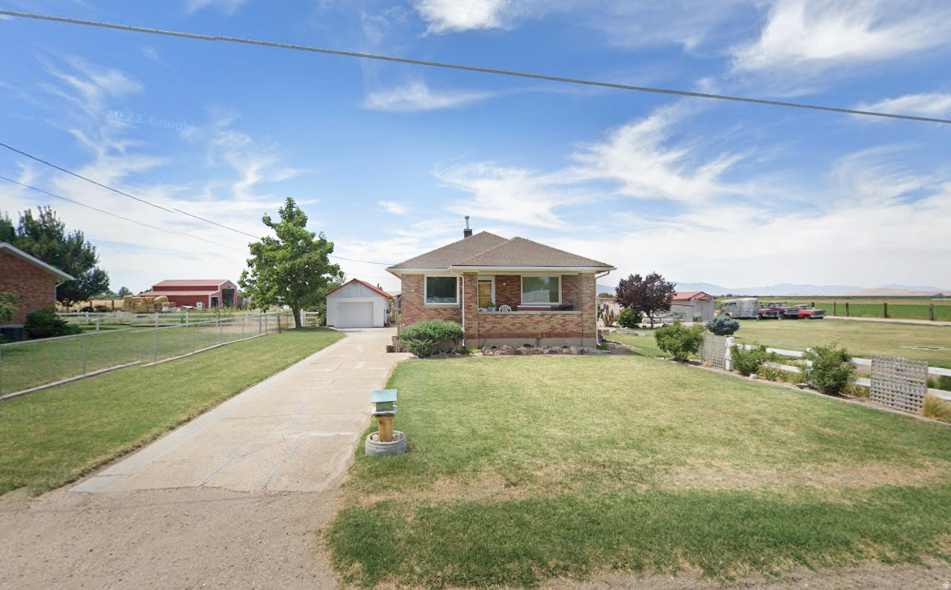 main property photo 16