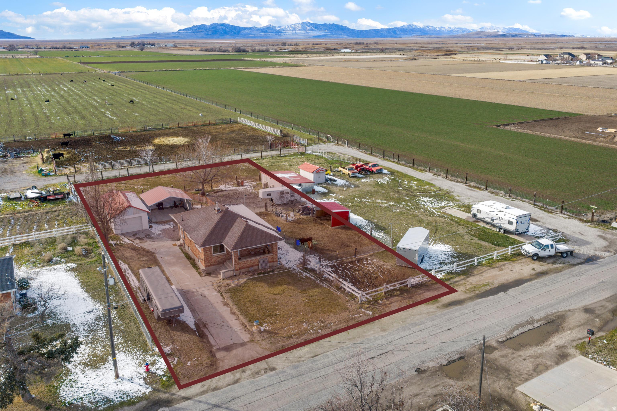 main property photo 45