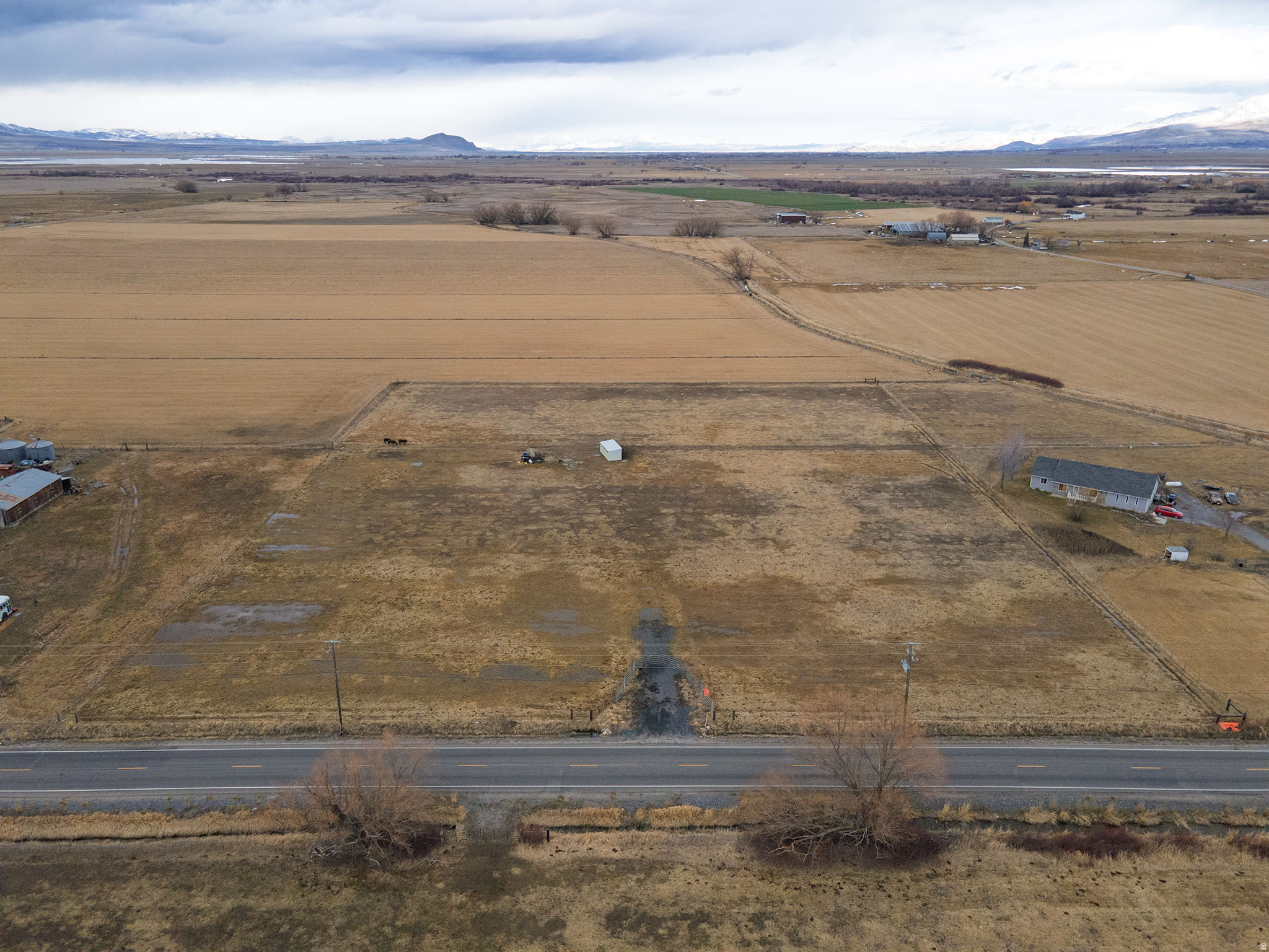 main property photo 15