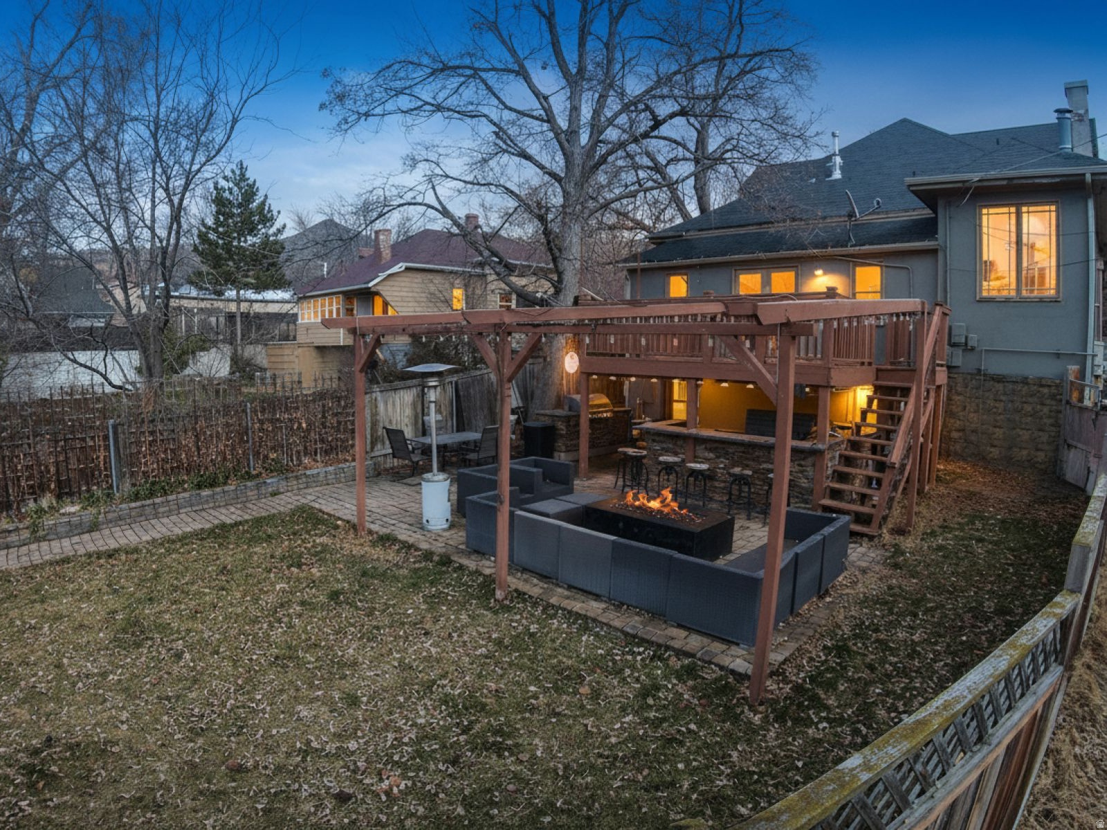 main property photo 39