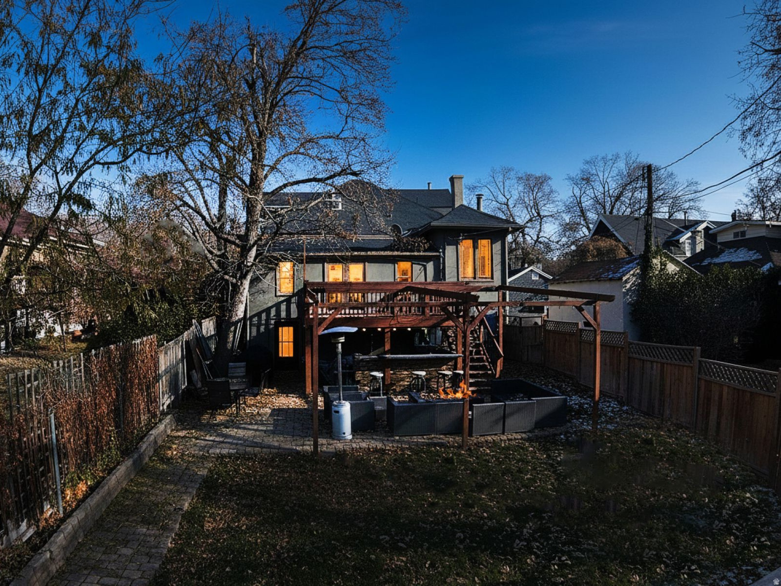 main property photo 41