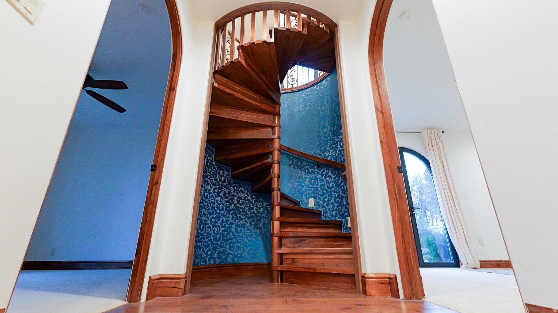 main property photo 38