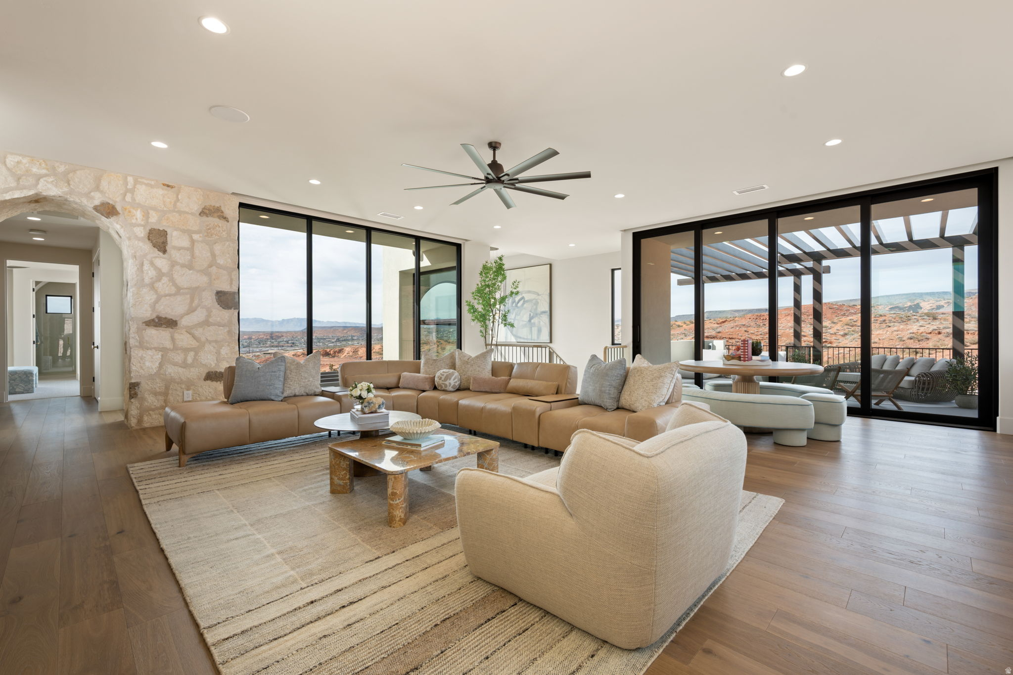 main property photo 59