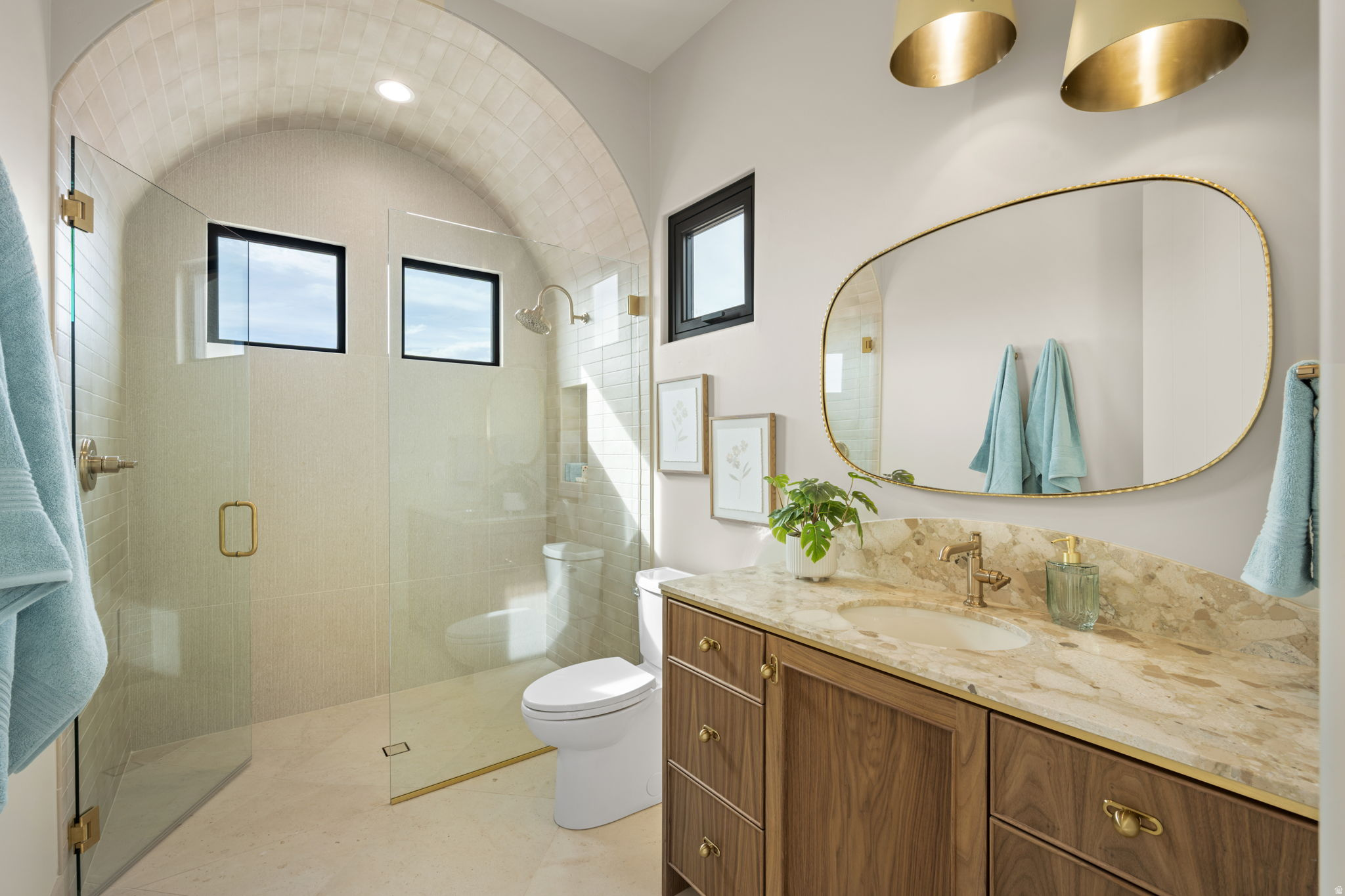 main property photo 79