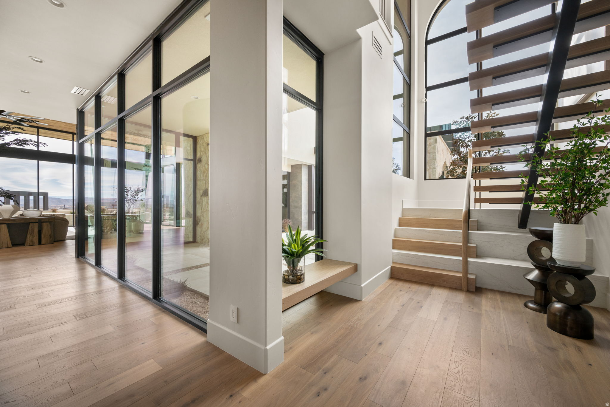 main property photo 89