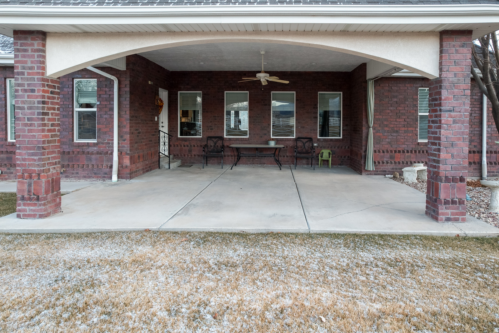 main property photo 32