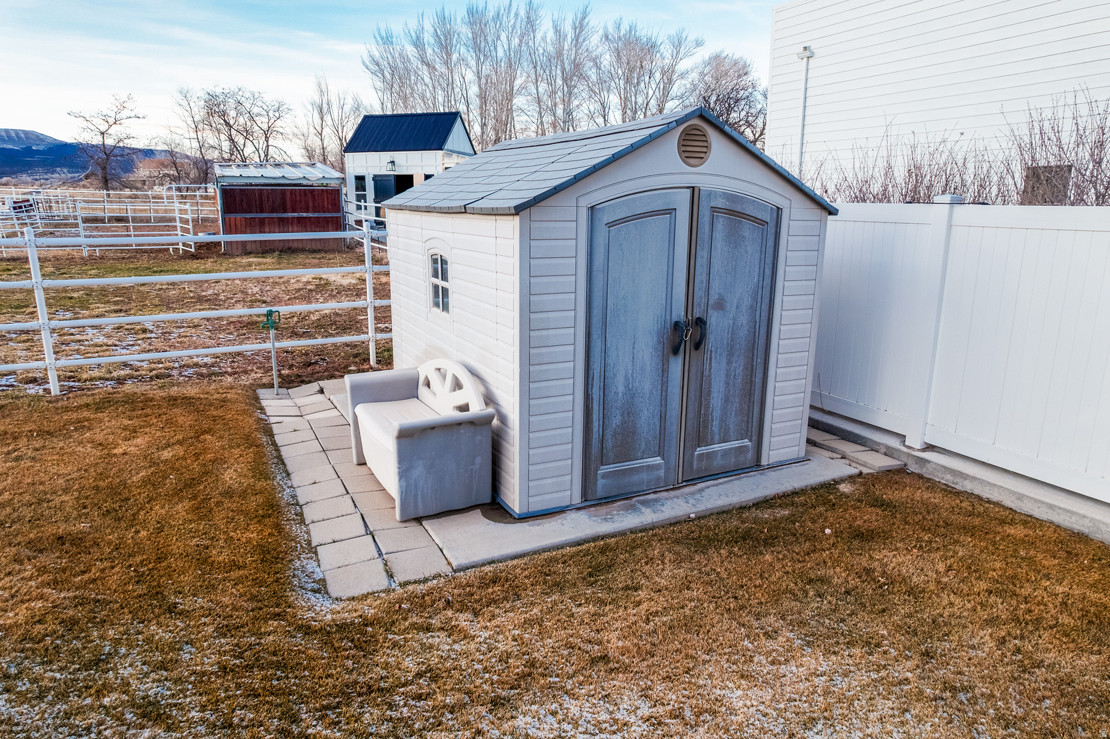 main property photo 35