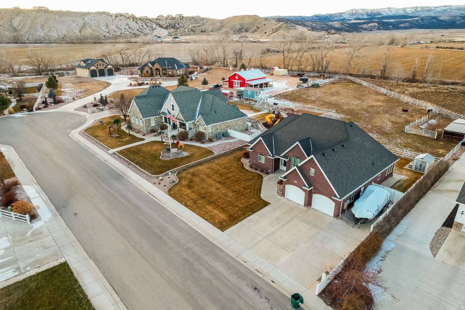 main property photo 43