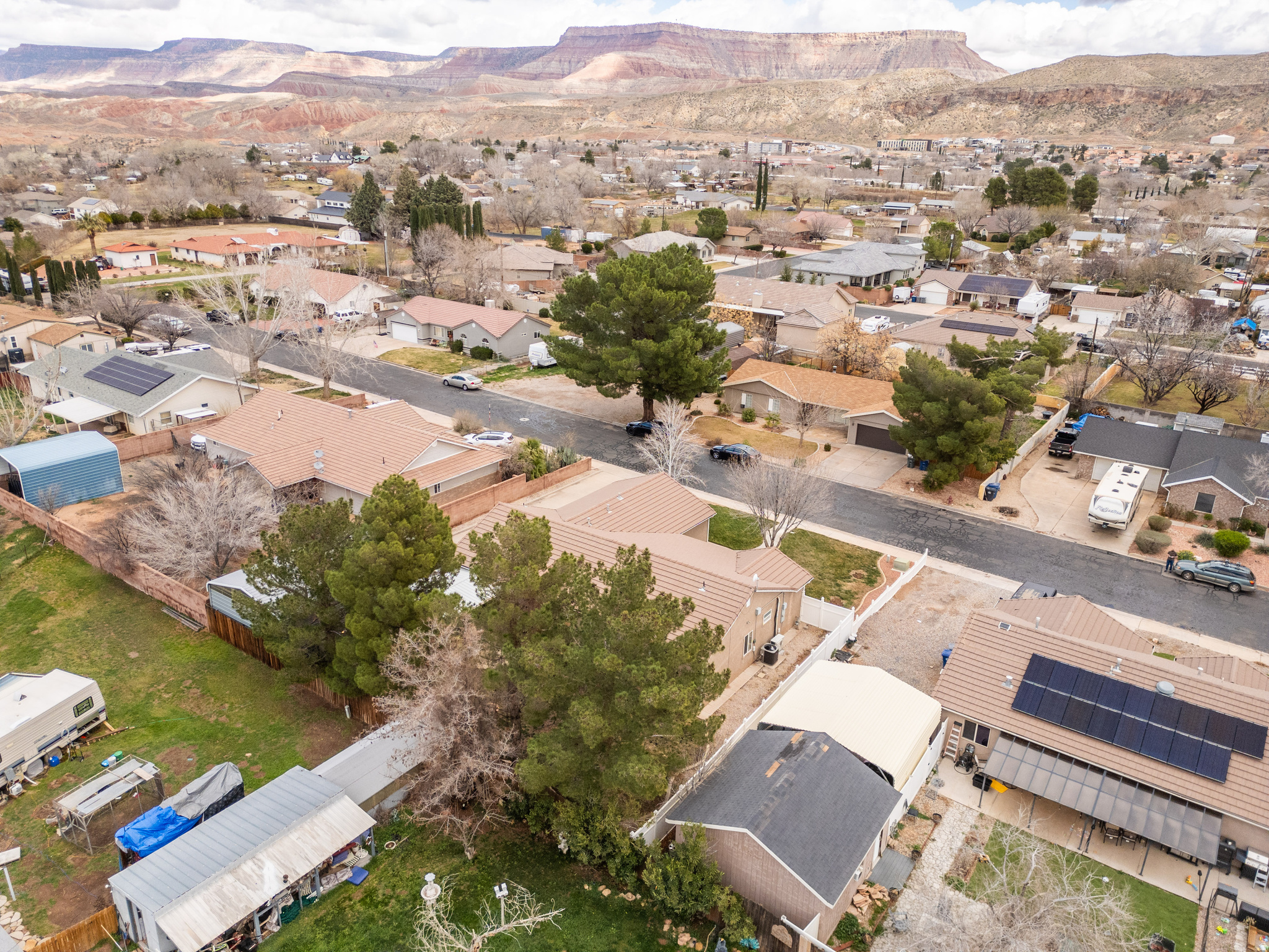 main property photo 34