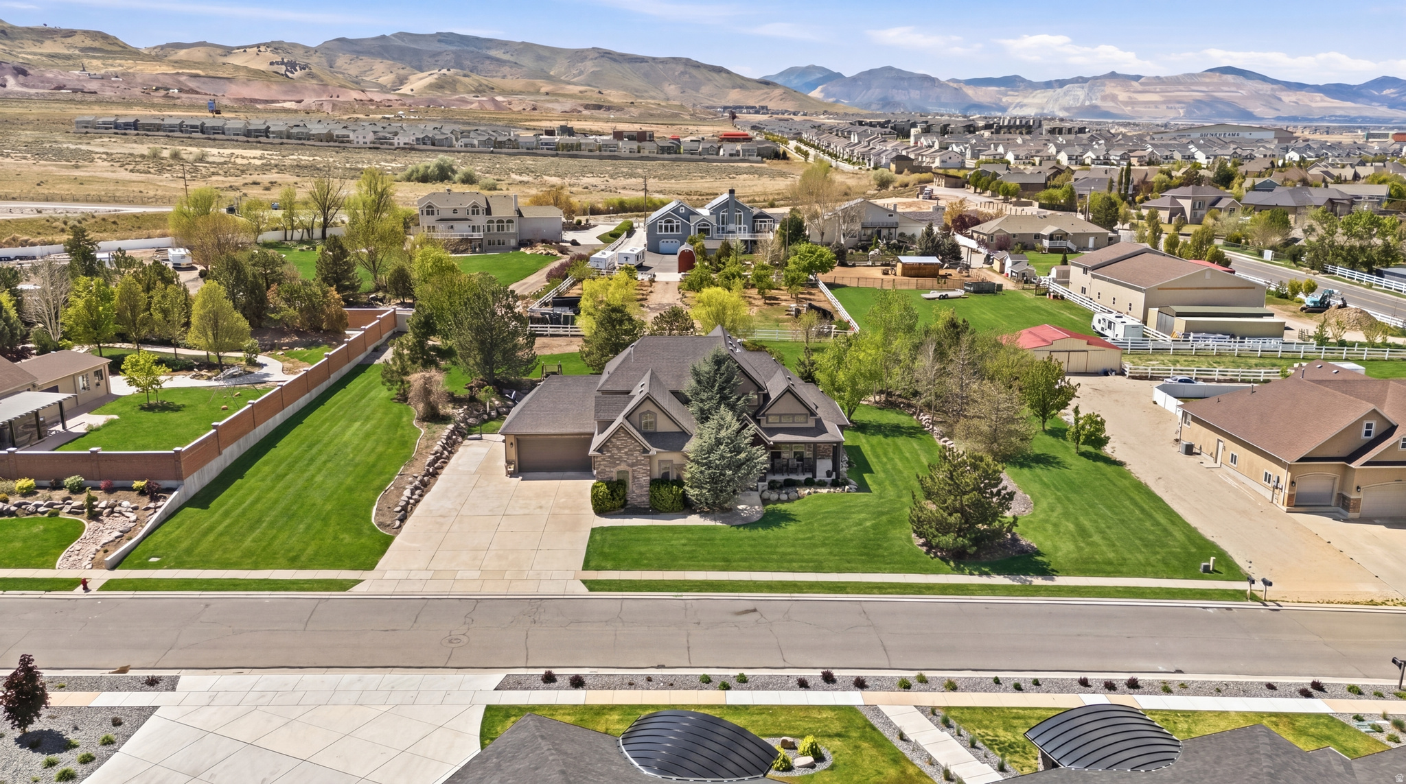 main property photo 61