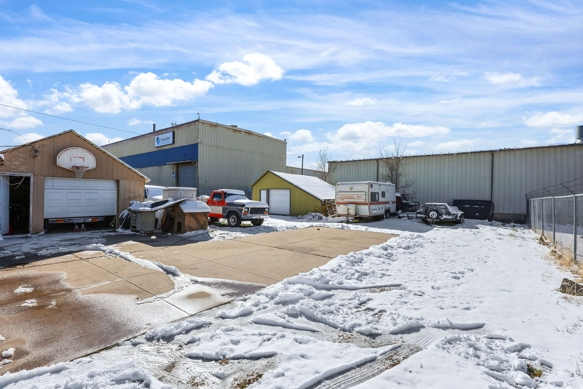 main property photo 4