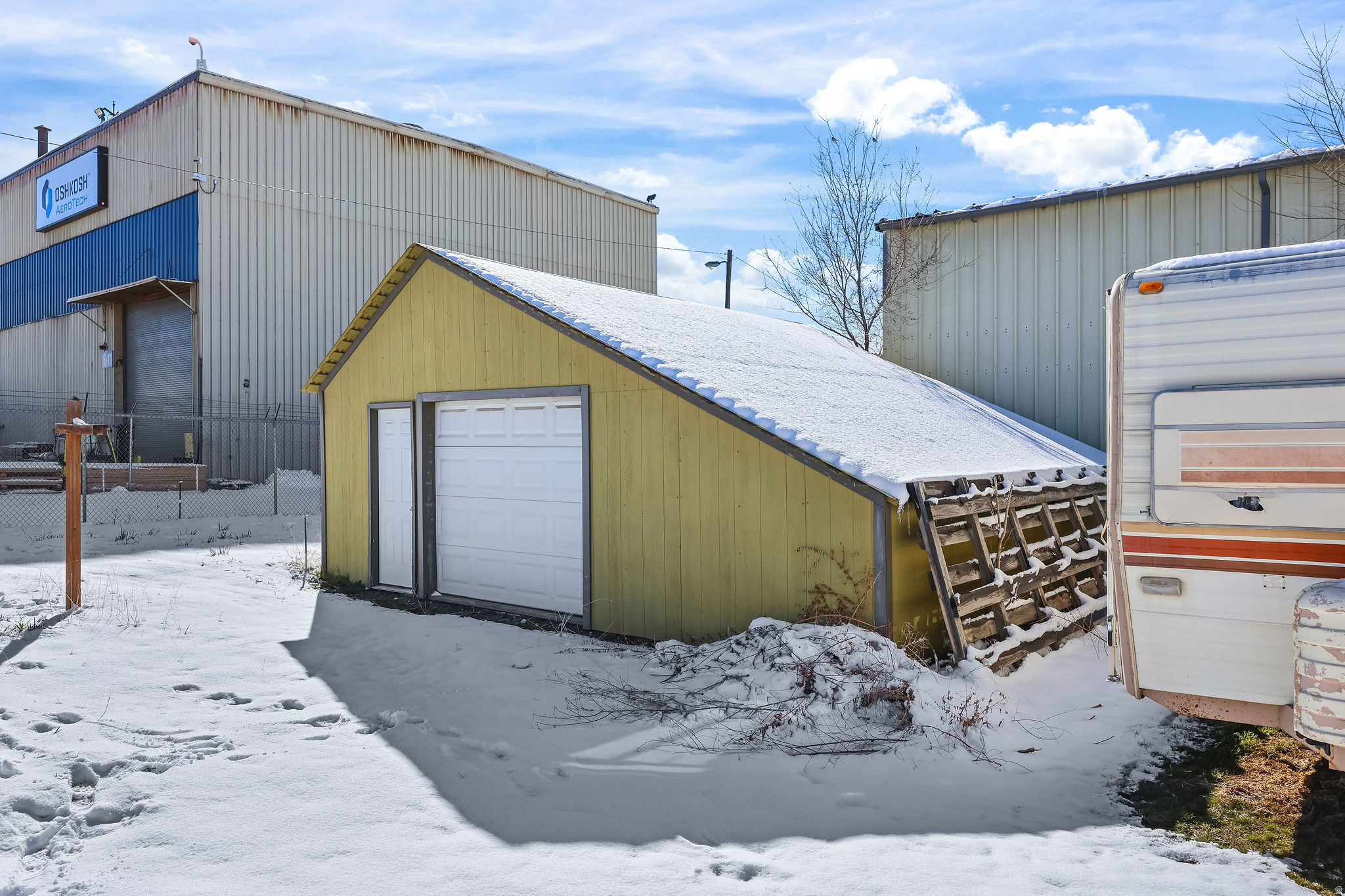 main property photo 5